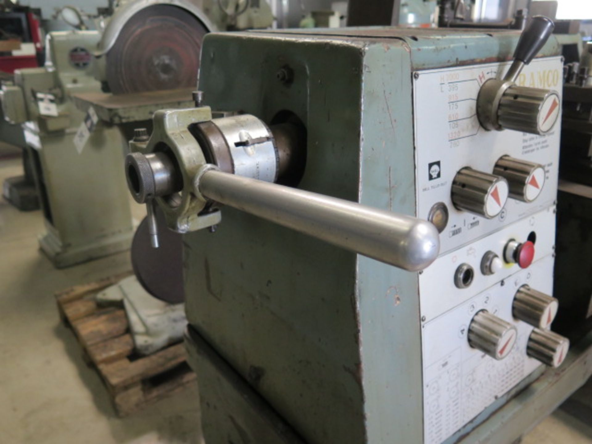 Ramco "Prince" 11" x 30" Geared Head Lathe s/n 4064 w/ 105-2000 RPM, Inch/mm Threading, Tailstock, - Image 12 of 17