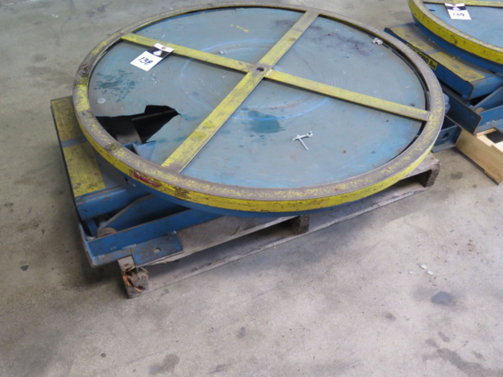40” Dia Scissor Lift Rotary Table (SOLD AS-IS - NO WARRANTY)