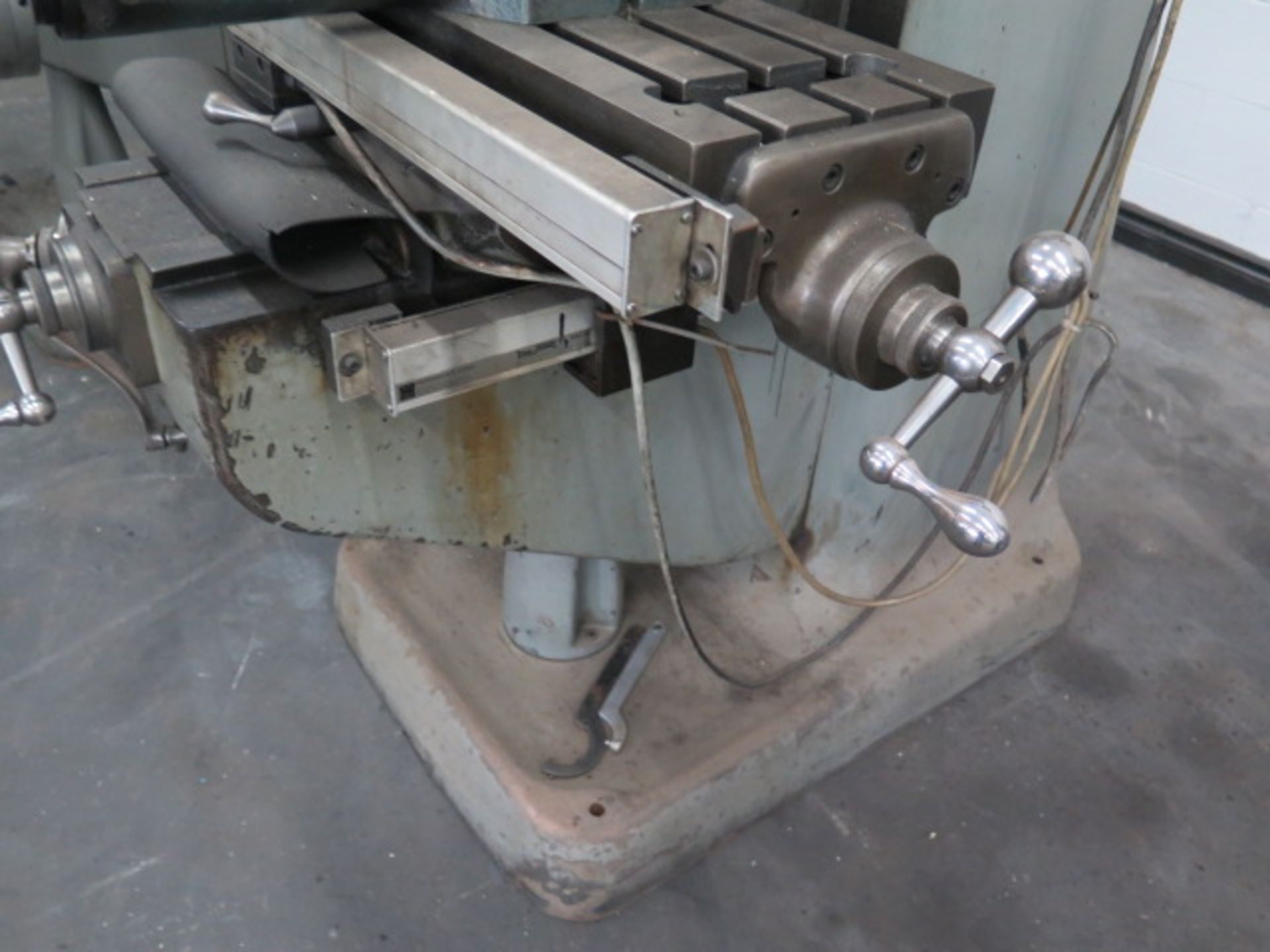 Bridgeport Vertical Mill s/n 88019 w/ Heidenhain DRO, 1Hp Motor, 80-2720 RPM, 8-Speeds, SOLD AS IS - Image 4 of 13