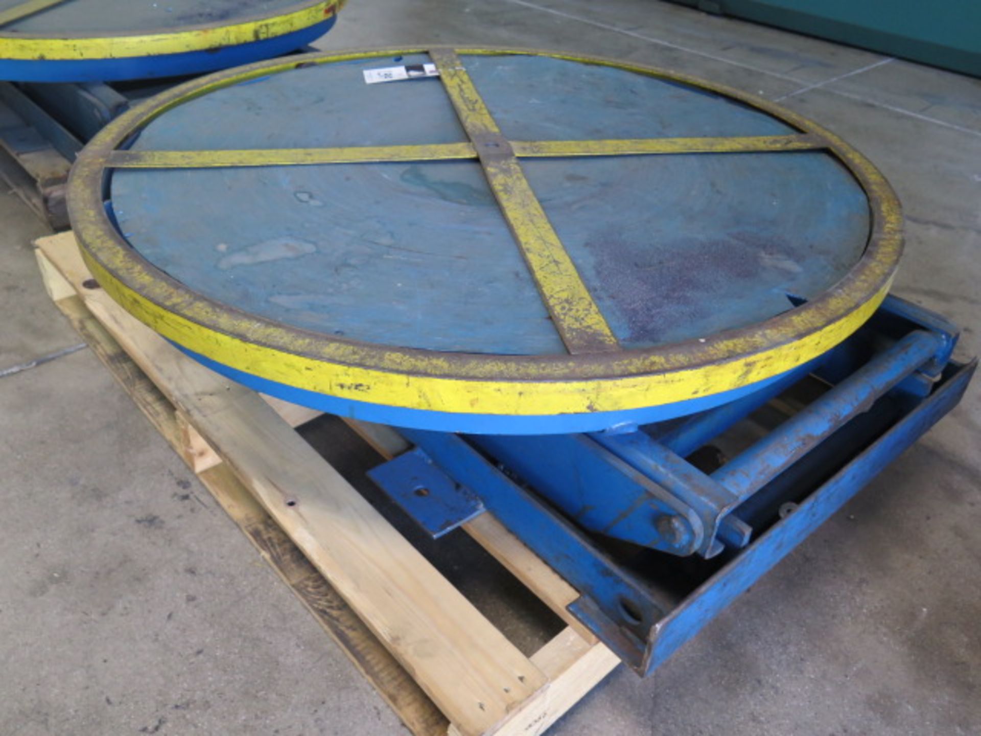 40” Dia Scissor Lift Rotary Table (SOLD AS-IS - NO WARRANTY) - Image 2 of 2