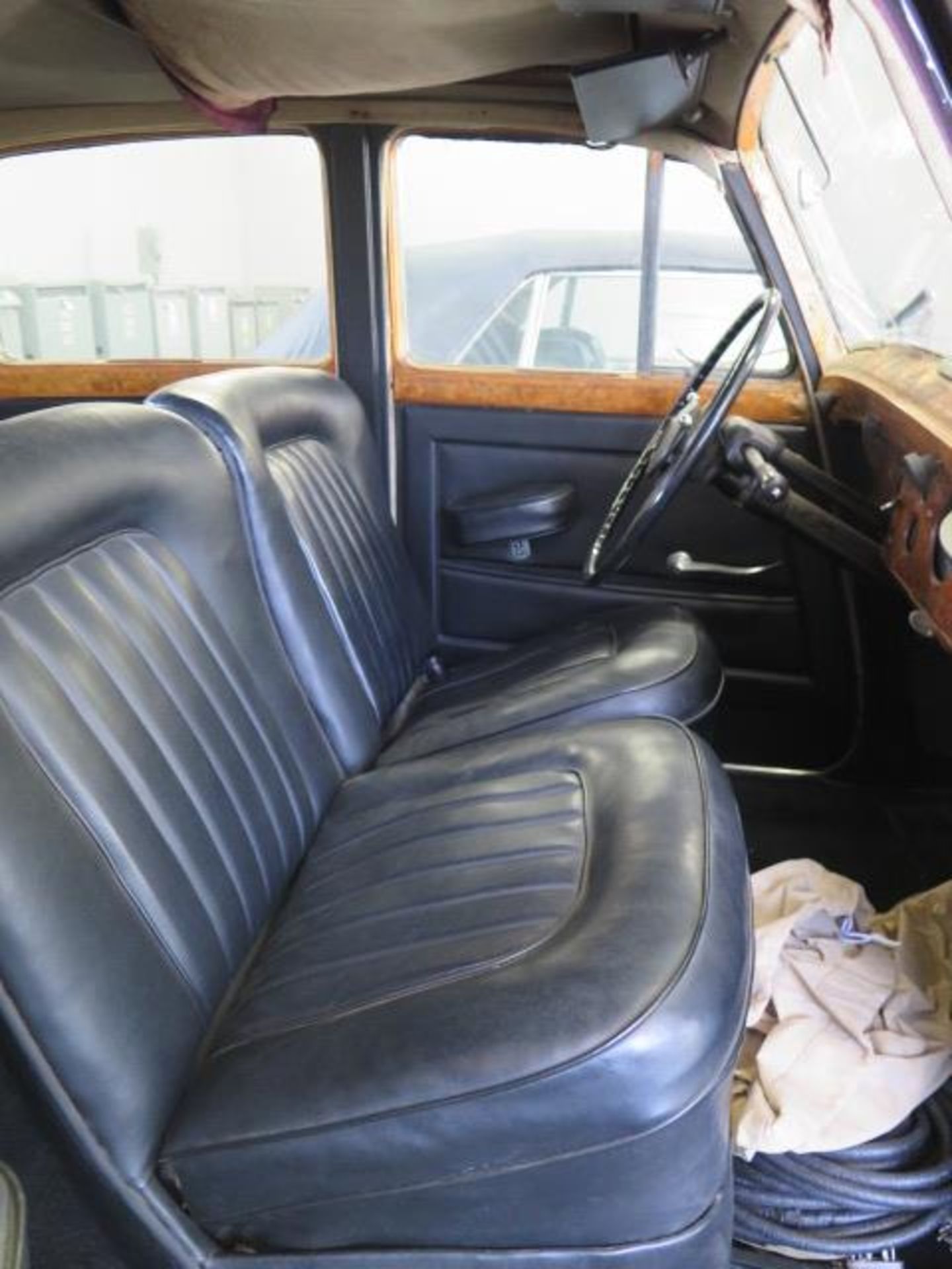 1952 Rolls Royce Silver Dawn Sedan Lics# 2DXP115 w/ Left Hand Steering, Gas, s/n S-78-C, SOLD AS IS - Image 18 of 38