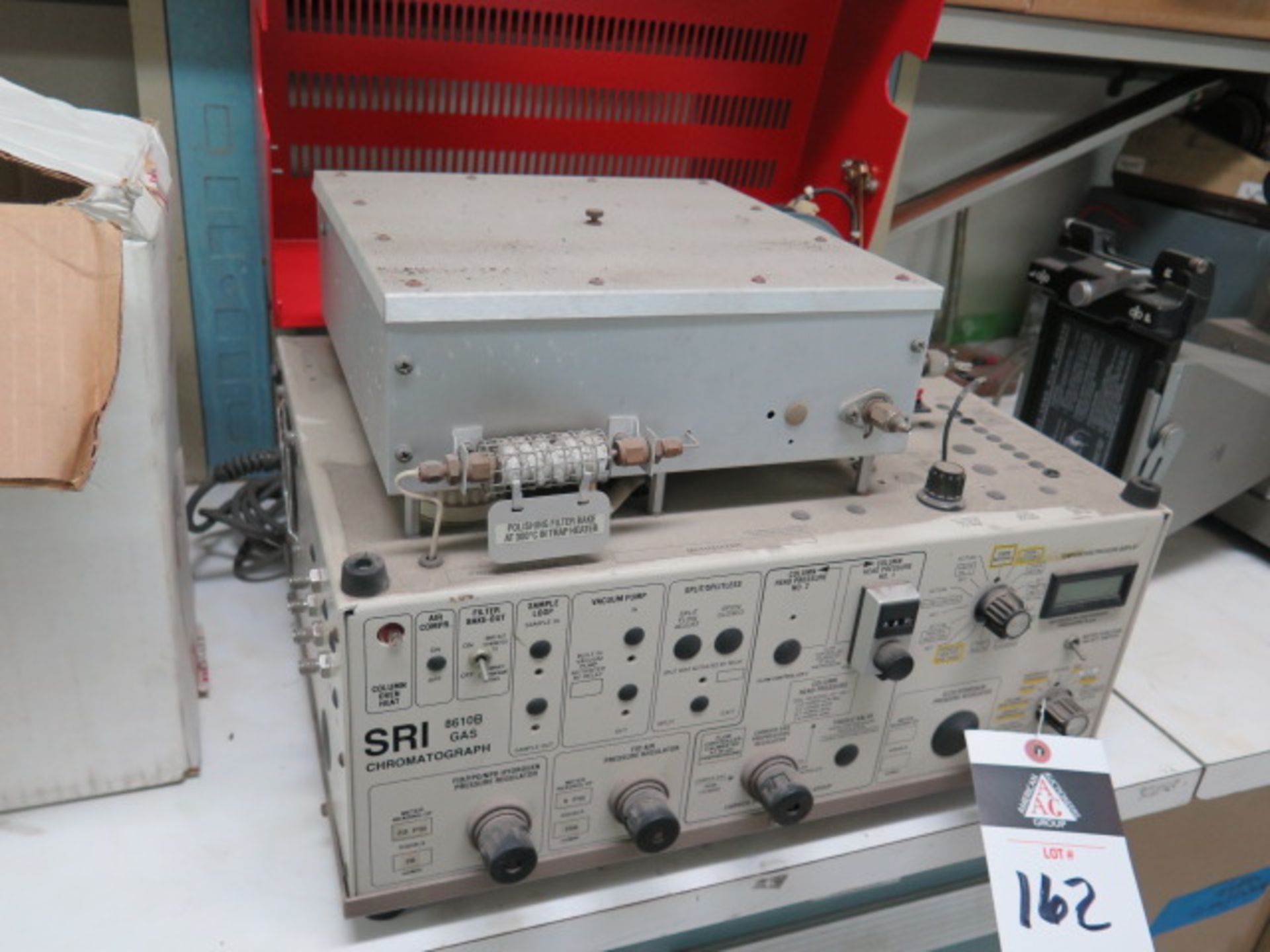 SRI 8610B Gas Chromatograph w/ Acces (SOLD AS-IS - NO WARRANTY) - Image 3 of 15