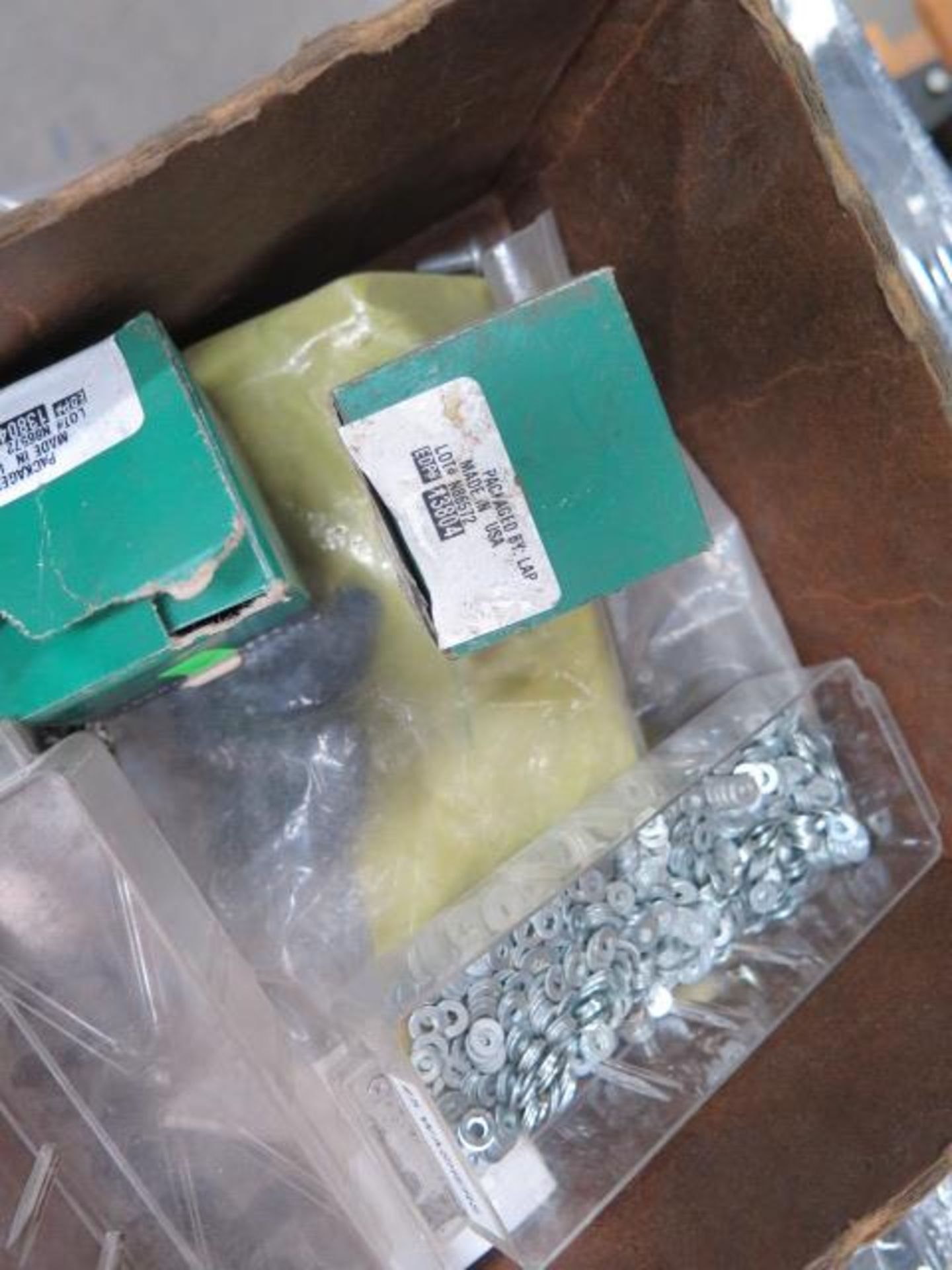 Pallet of Hardware and Misc (SOLD AS-IS - NO WARRANTY) - Image 4 of 5