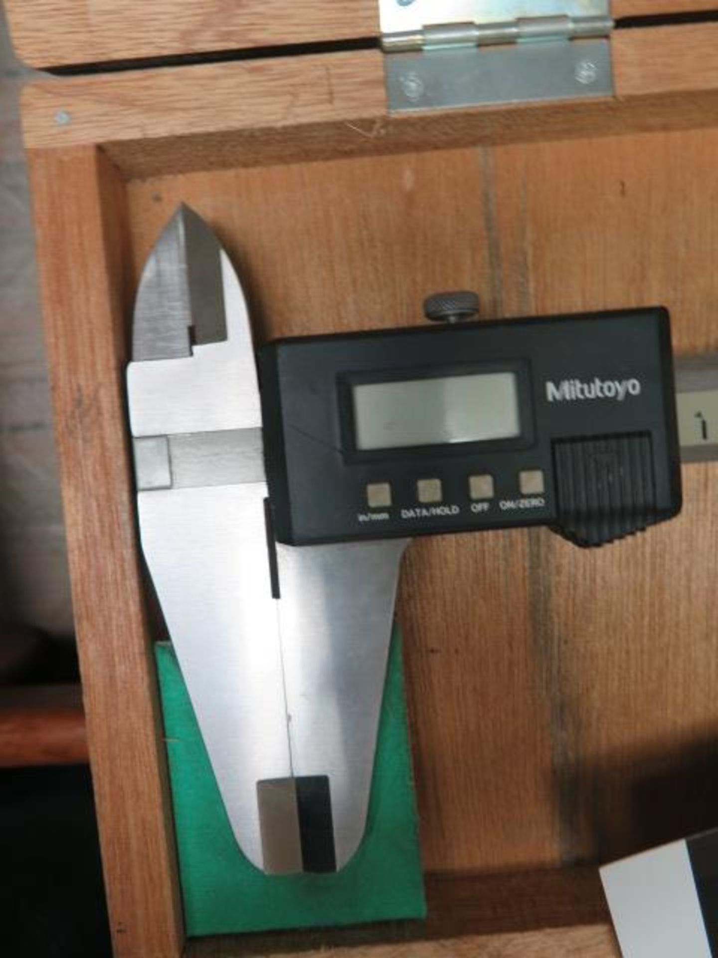 Mitutoyo 18" Digital Caliper (SOLD AS-IS - NO WARRANTY) - Image 2 of 5