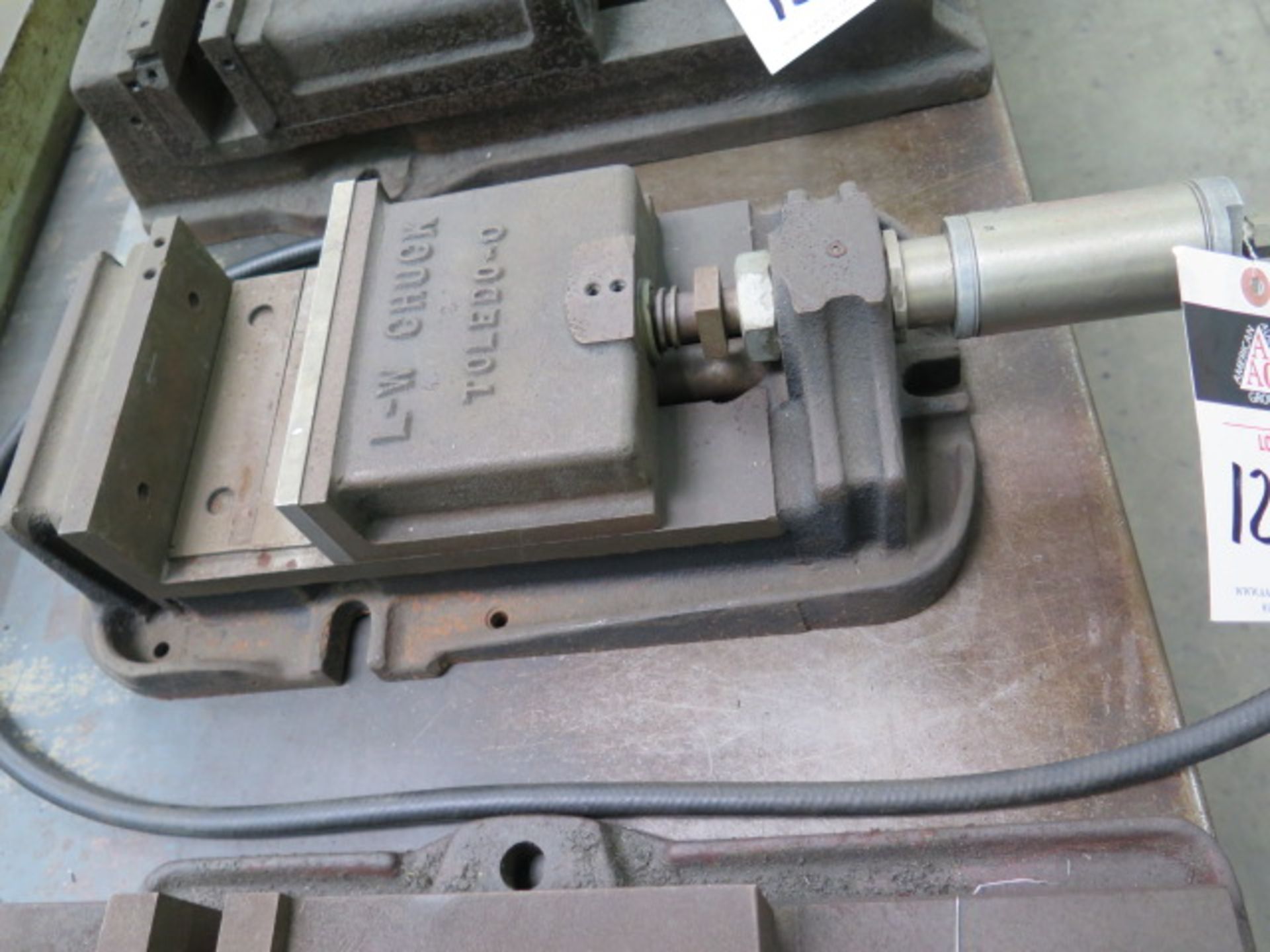 L-W 6" Pneumatic Vise (SOLD AS-IS - NO WARRANTY) - Image 2 of 4