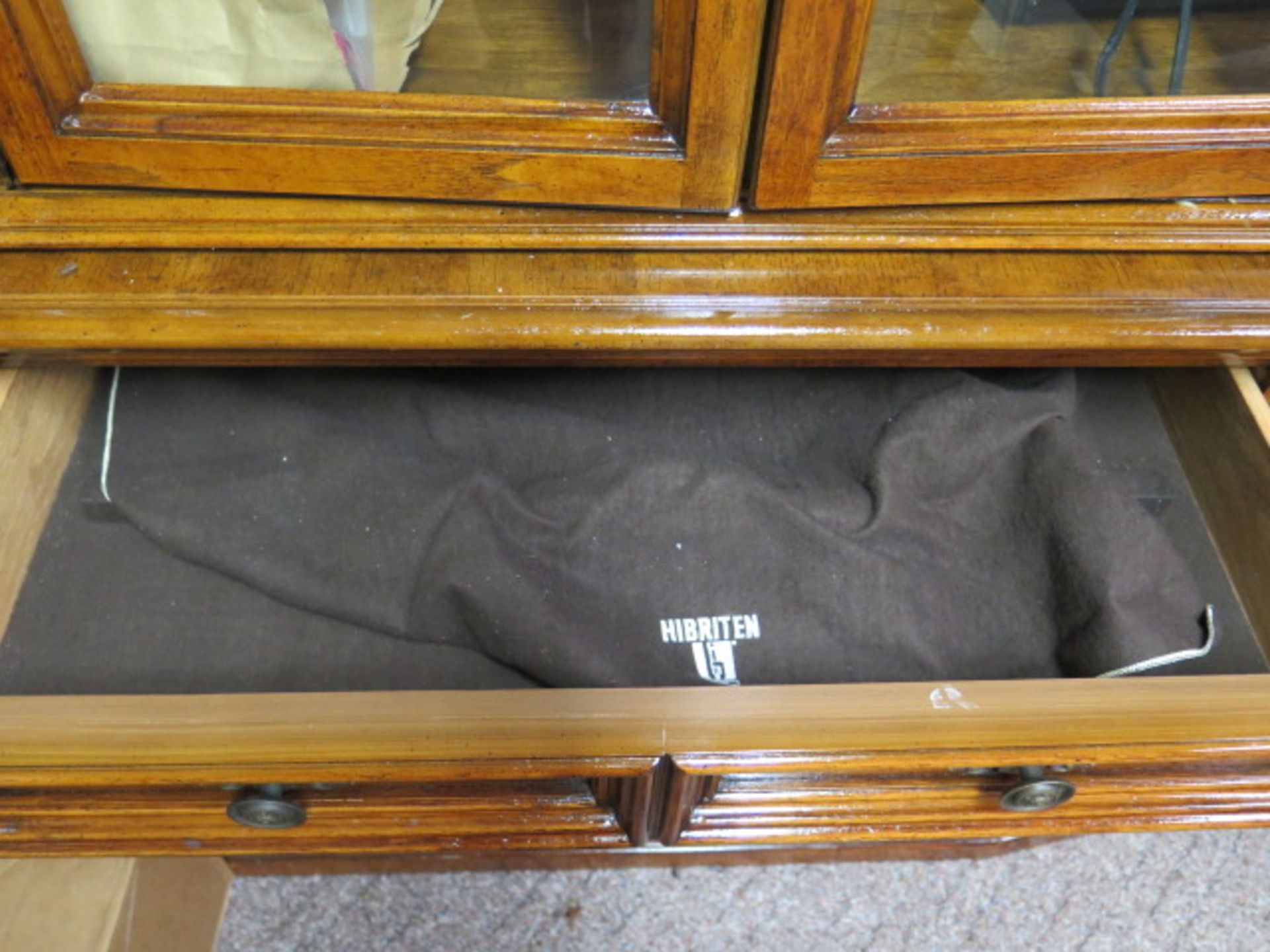 Hutch (SOLD AS-IS - NO WARRANTY) - Image 7 of 7
