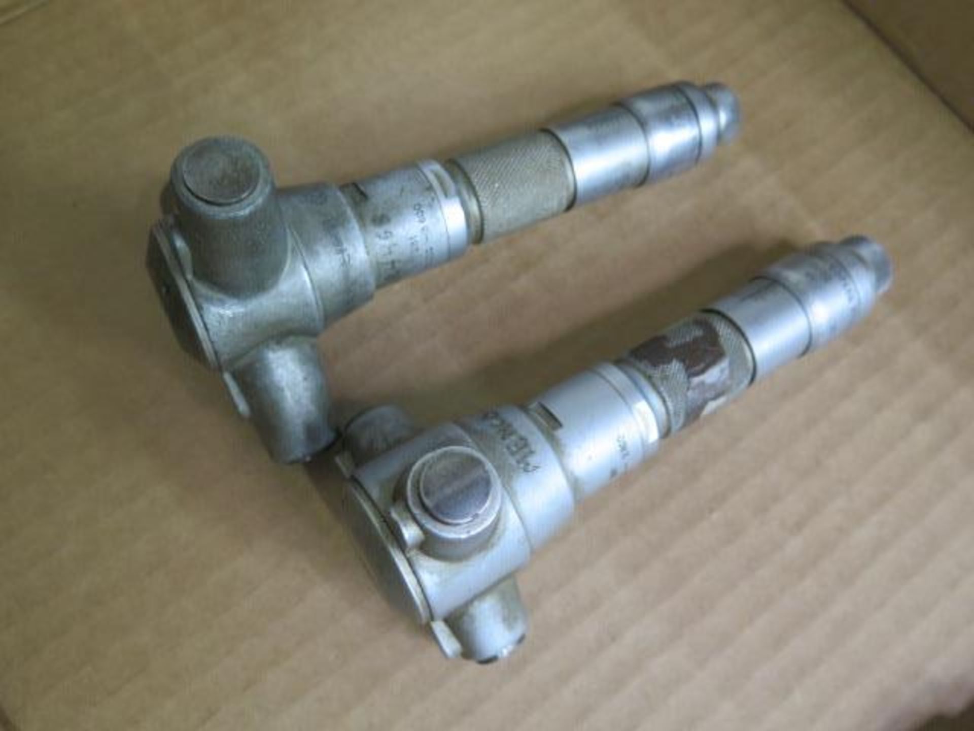 Brown & Sharpe 3.2”-3.6”, 2.4”-2.8”, .5”-.6” and .425”-.5” Bore Mics (4) (SOLD AS-IS - NO WARRANTY) - Image 3 of 5