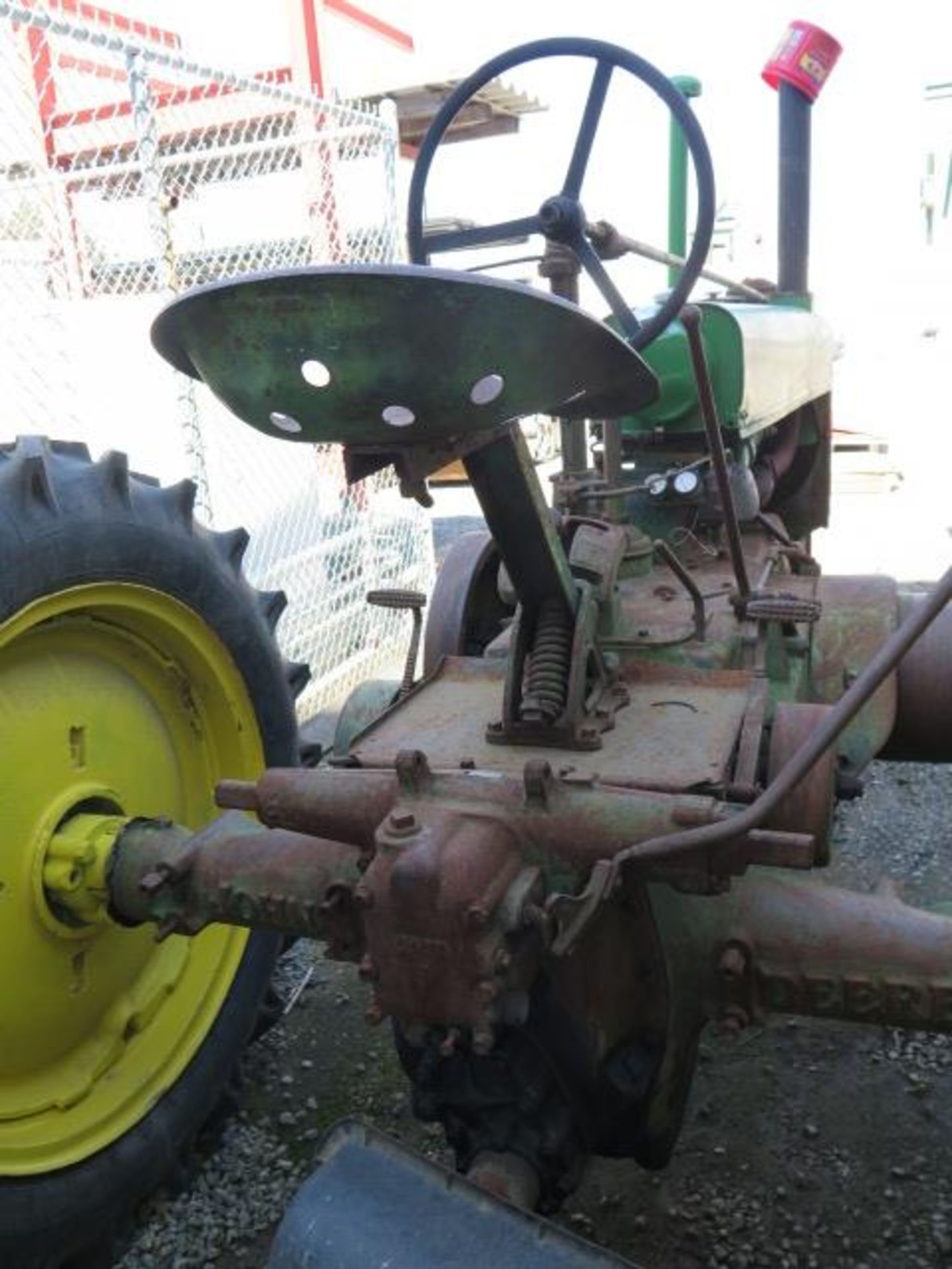 1937 John Deere mdl. G Tractor s/n 1115 Restoration Project with Many New Parts SOLD AS IS - Image 7 of 13