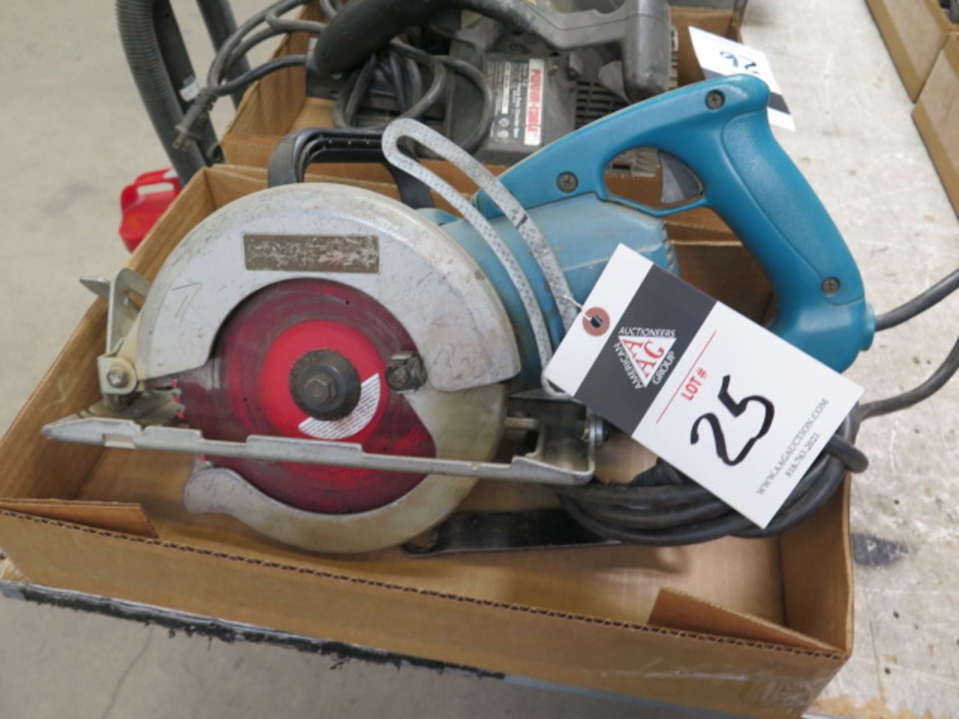 Makita Circular Saw (SOLD AS-IS - NO WARRANTY) - Image 2 of 4