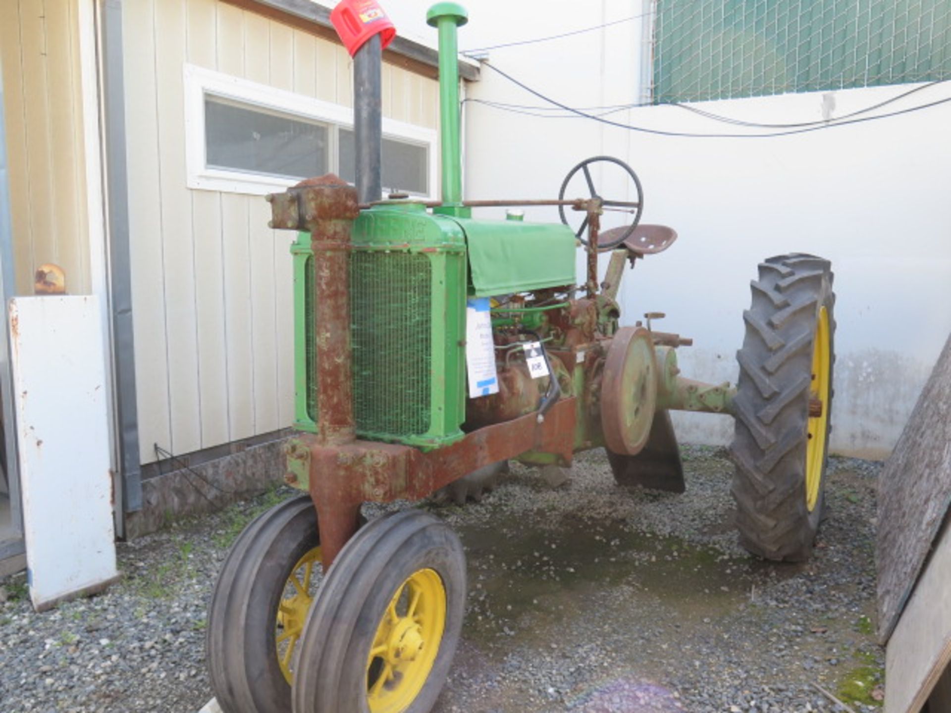 1937 John Deere mdl. G Tractor s/n 1115 Restoration Project with Many New Parts SOLD AS IS