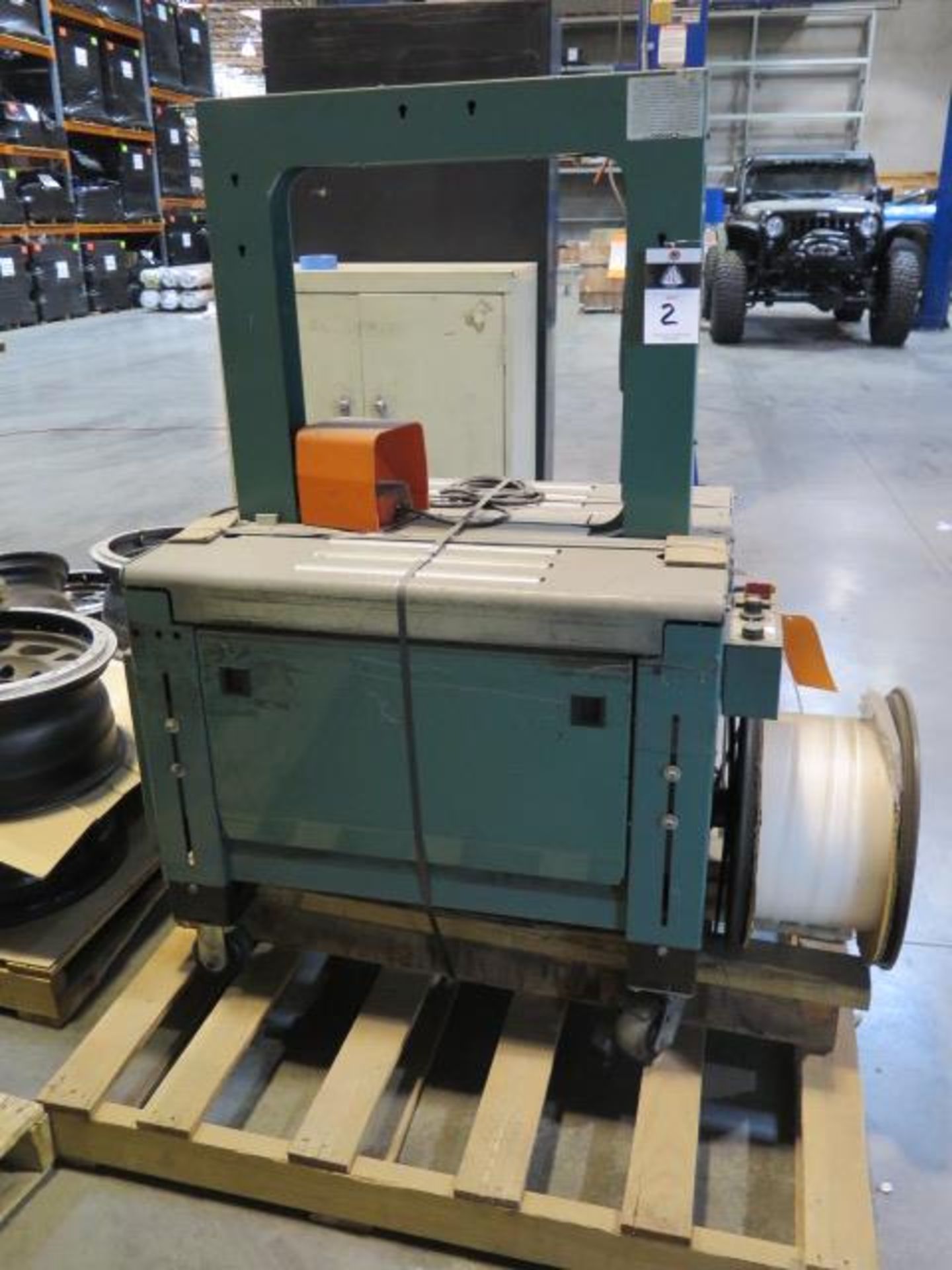 Signode HB-4300 Automatic Carton Strapping Machine s/n HB1181 (SOLD AS-IS - NO WARRANTY)