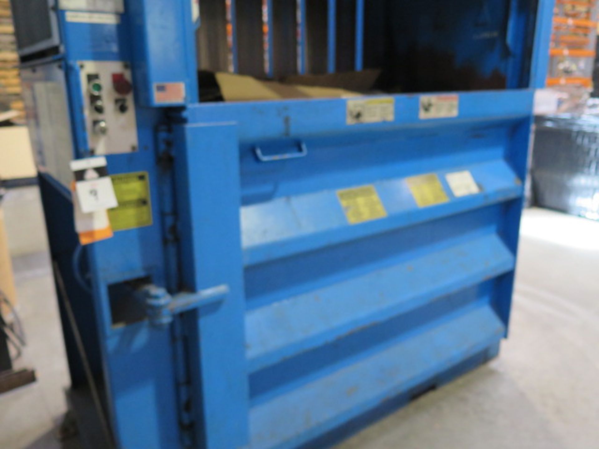 Resource Equipment Hydraulic Corrugated Paper Baler (SOLD AS-IS - NO WARRANTY) - Image 6 of 8