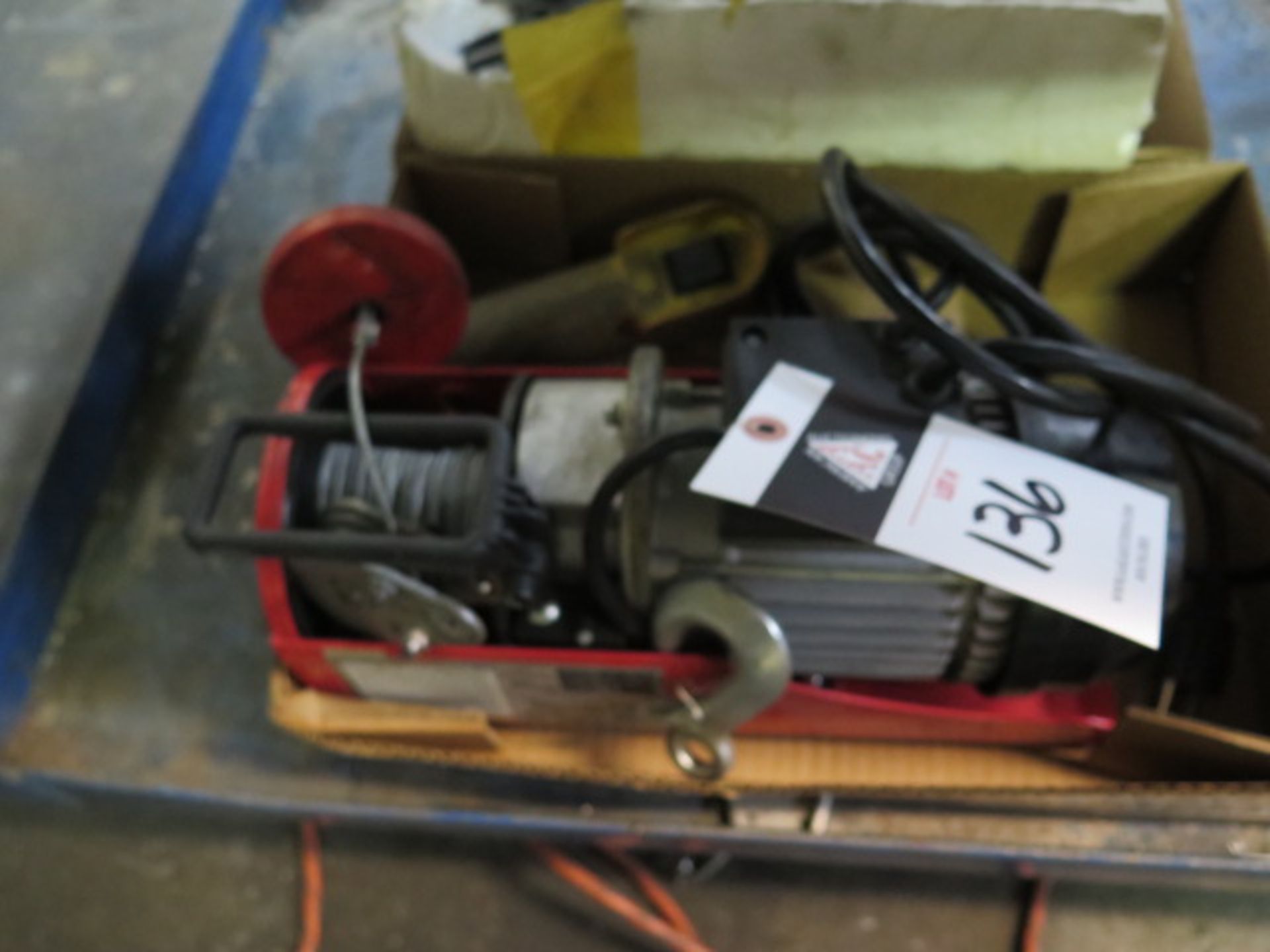 Chicago Electric Winch (SOLD AS-IS - NO WARRANTY)