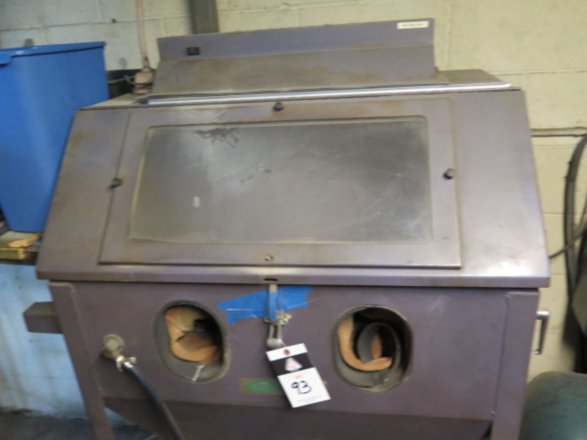 Sandcarver Dry Blast Cabinet w/ Dust Collector (SOLD AS-IS - NO WARRANTY) - Image 3 of 7