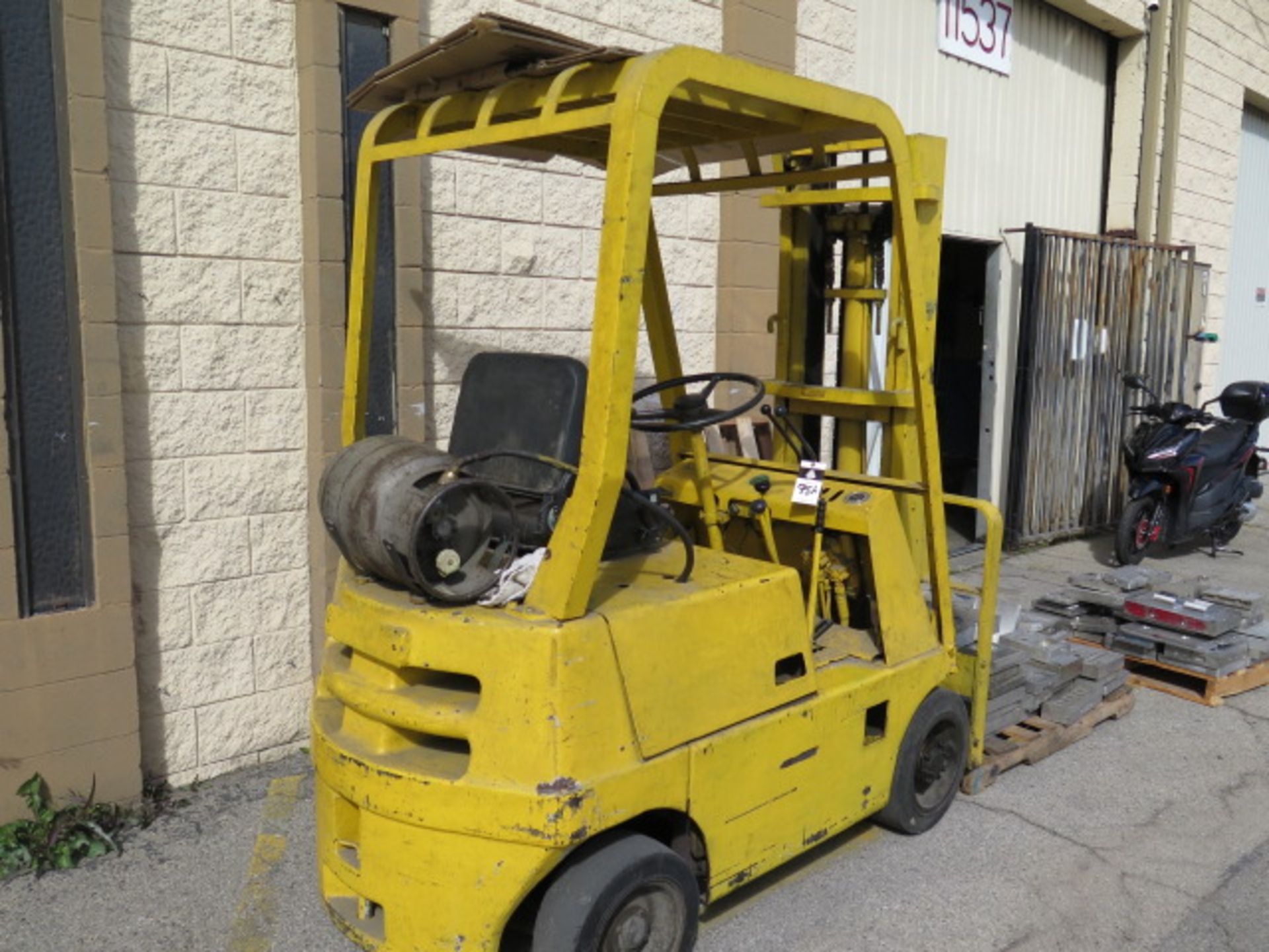Toyota 2FGC20 4000 Lb Cap LPG Forklift s/n FGC20-12071 w/ 2-Stage Mast, 130” Lift Height, SOLD AS IS - Image 2 of 7