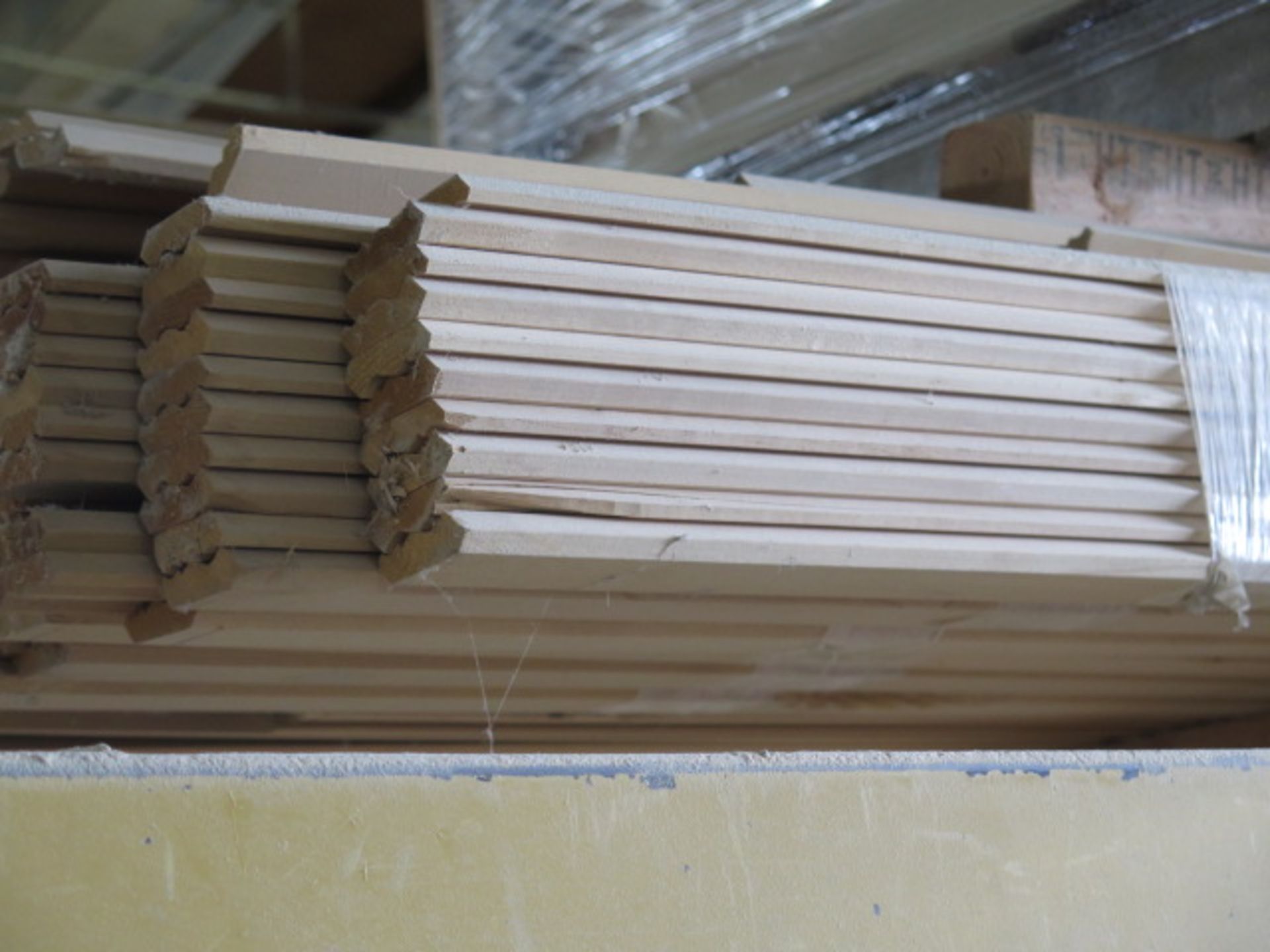 Raw Materials Alder Door Frame Moulding 1200', Alder Cabinet Grade 1000', Alder 2 1/4" Colonial - Bild 7 aus 7