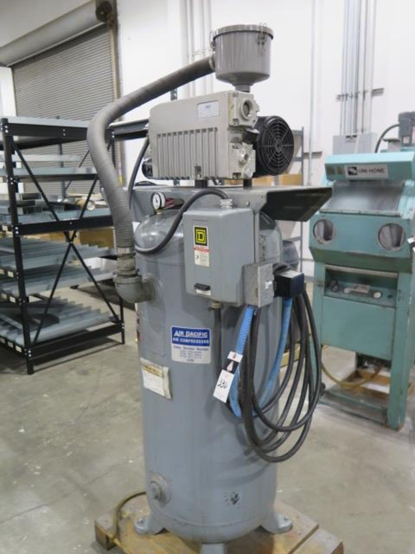 Squire Coeswell mdl. S2 2Hp Vacuum Compressor s/n 05033051 w/ 60 Gallon Vertical Tank, SOLD AS IS - Image 2 of 6