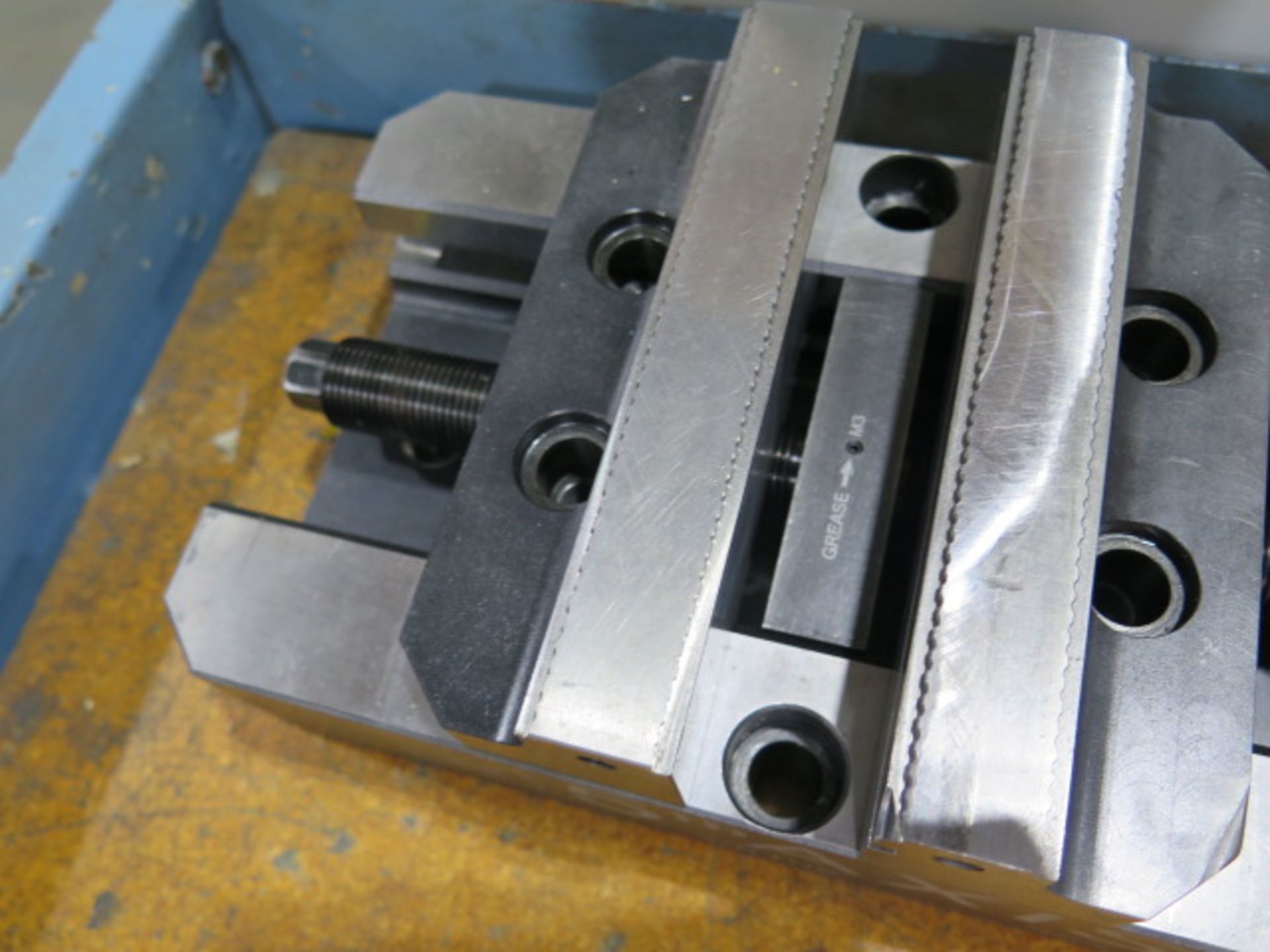 5th Axis V6105 6" Vise (SOLD AS-IS - NO WARRANTY) - Image 3 of 6