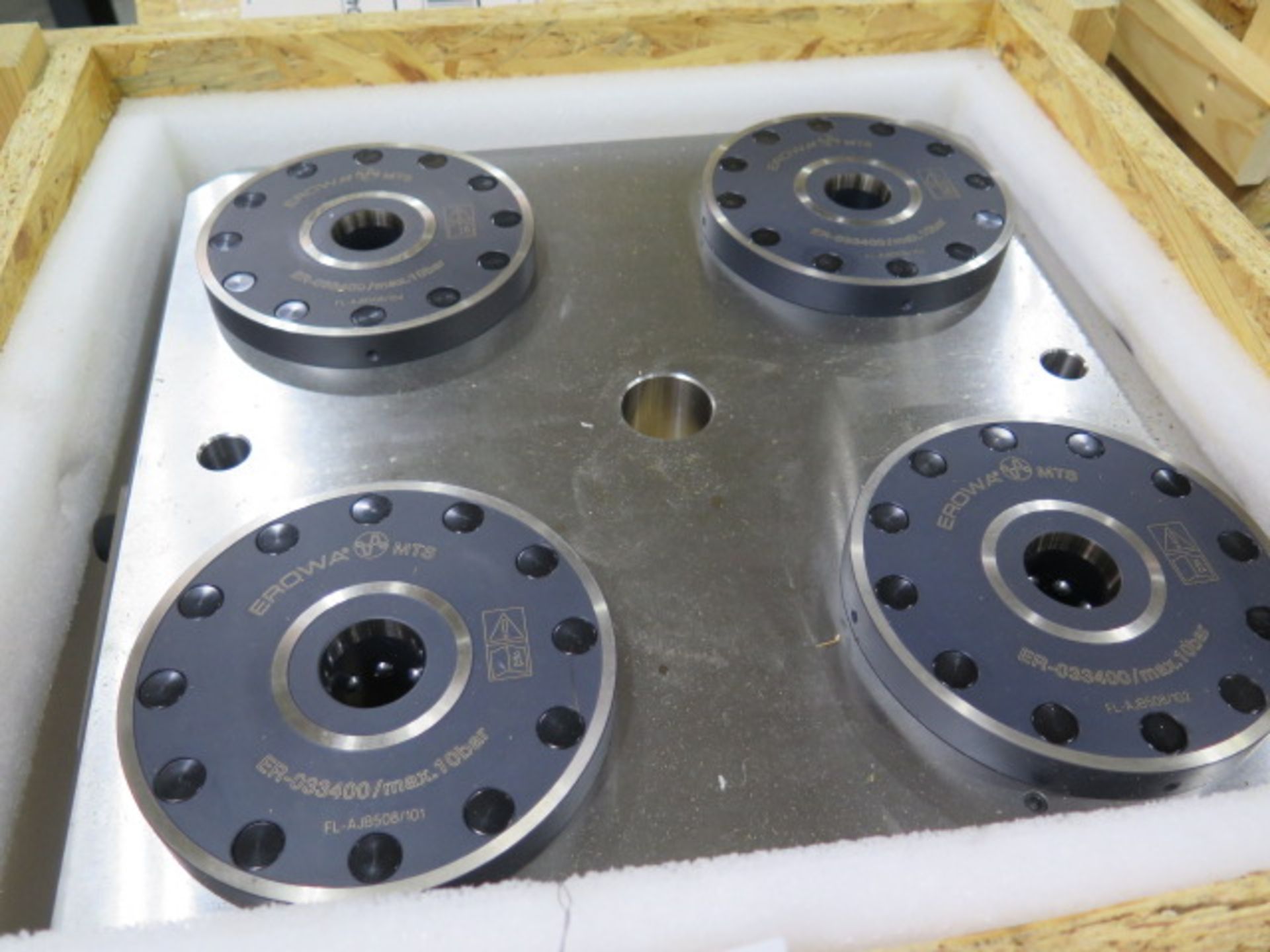 Erowa MTS ER-033300 "4-In-1" Base Plate w/ (4) Erowa ER-033400 MTS Chucks (NEW IN CRATE) (SOLD AS-IS - Image 3 of 7