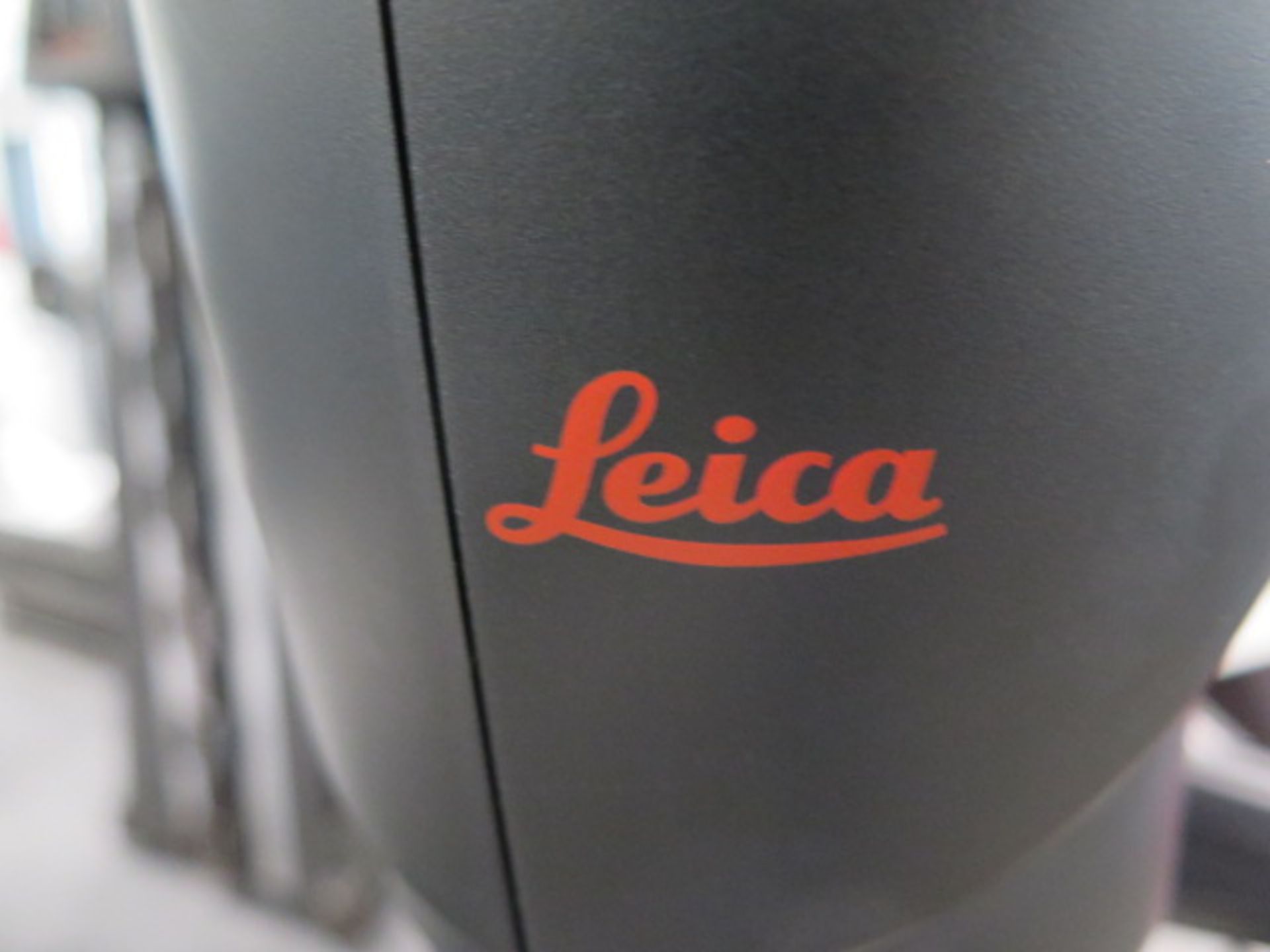Leica “Sterozoom” Stereo Microscope s/n 1818190006 w/ Fiber Optic Light Source (SOLD AS-IS - NO - Image 7 of 8