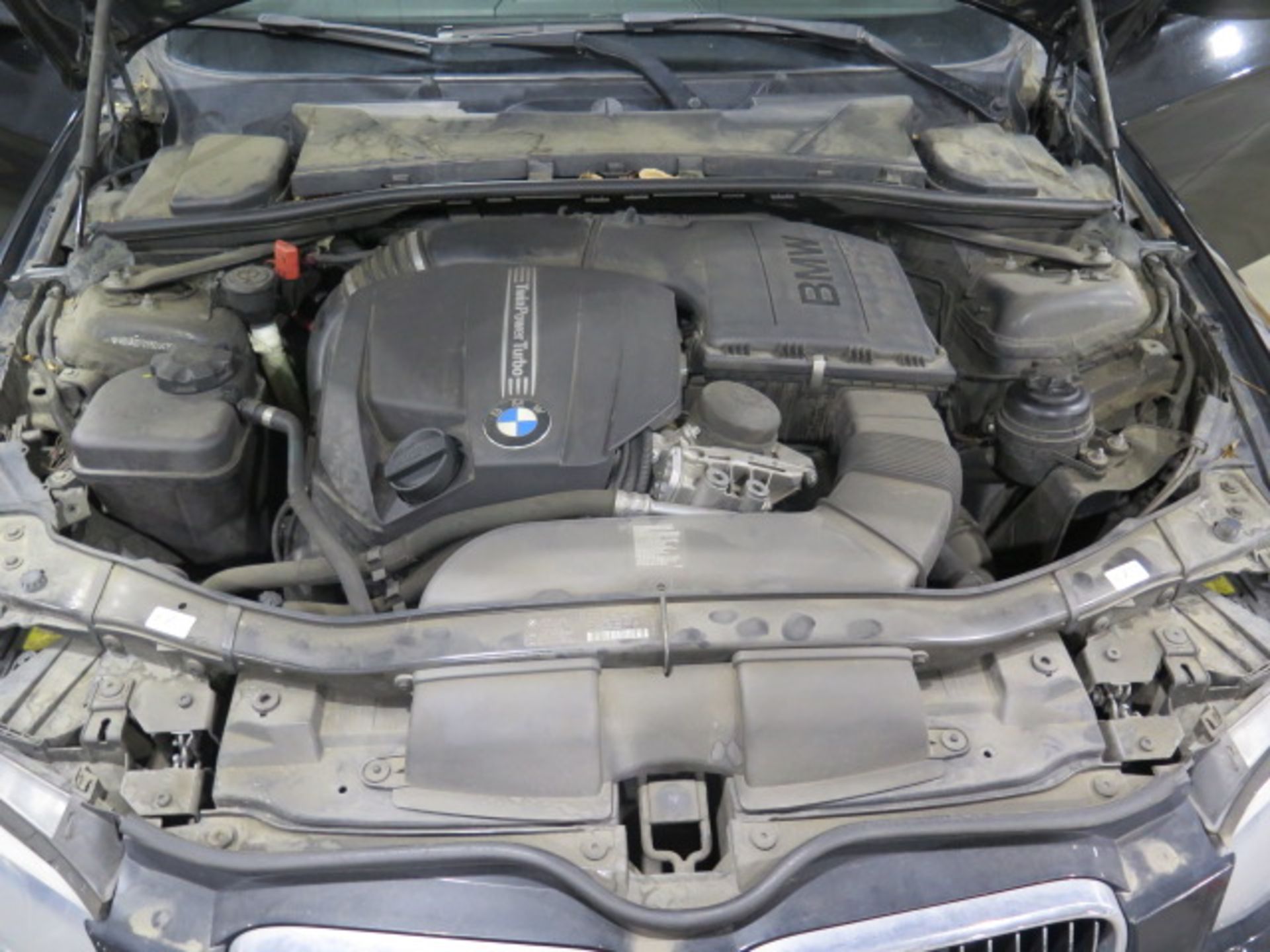 2013 BMW 335i 2-Door Coupe Lisc# 7BQT979 w/ Twin Power Turbo Gas Engine, Automatic Trans, SOLD AS IS - Bild 9 aus 31