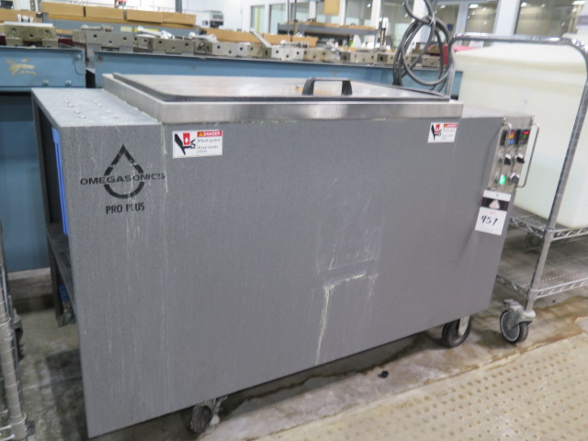 Omegasonics “Pro Plus” Ultrasonic Cleaning System s/n AR-OMG5028-193 w/ (3) DI Water Rince Tanks, - Bild 2 aus 9