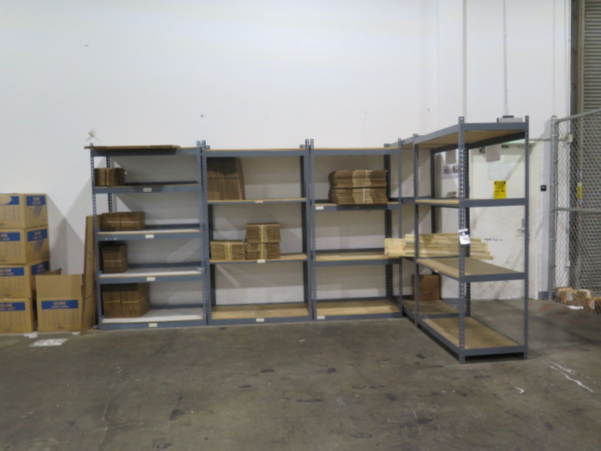 Shipping Supplies and Shelves (SOLD AS-IS - NO WARRANTY) - Bild 2 aus 6