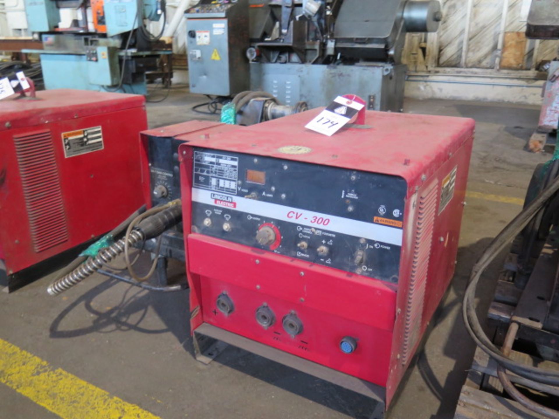 Lincoln CV-305 Arc Welding Power Source w/ Lincoln LN-7 Wire Feeder (NO CABLES) (SOLD AS-IS - NO - Image 3 of 7