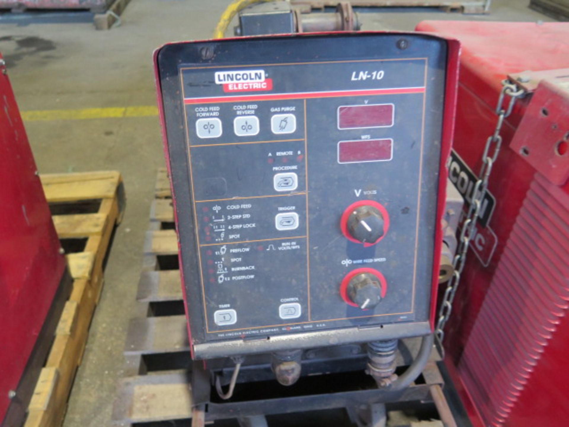 Lincoln CV-305 Arc Welding Power Source w/ Lincoln LN-10 Wire Feeder (NO CABLES) (SOLD AS-IS - NO - Image 5 of 7