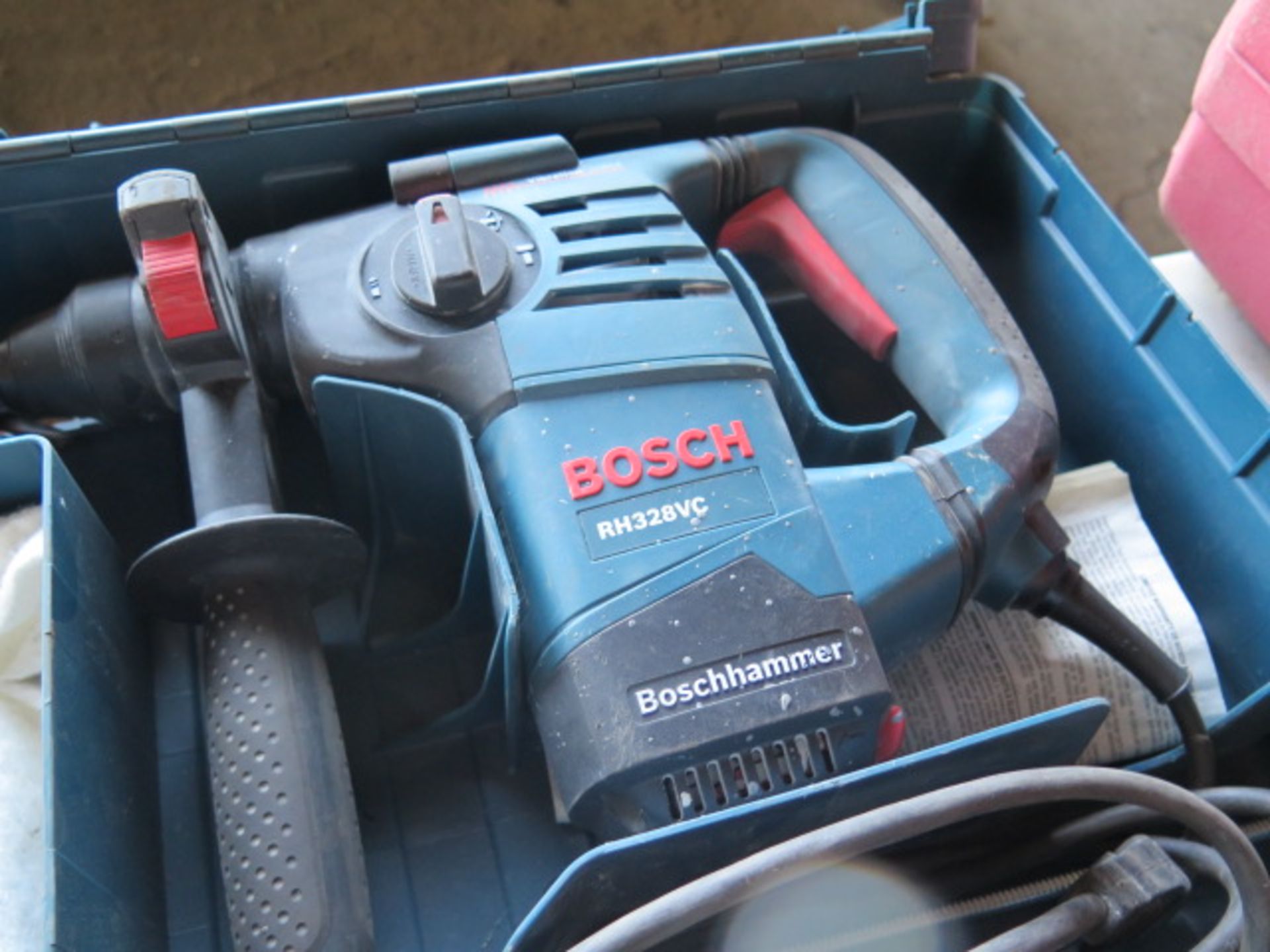 Bosch RH328VC Hammer Drill (SOLD AS-IS - NO WARRANTY) - Image 4 of 7