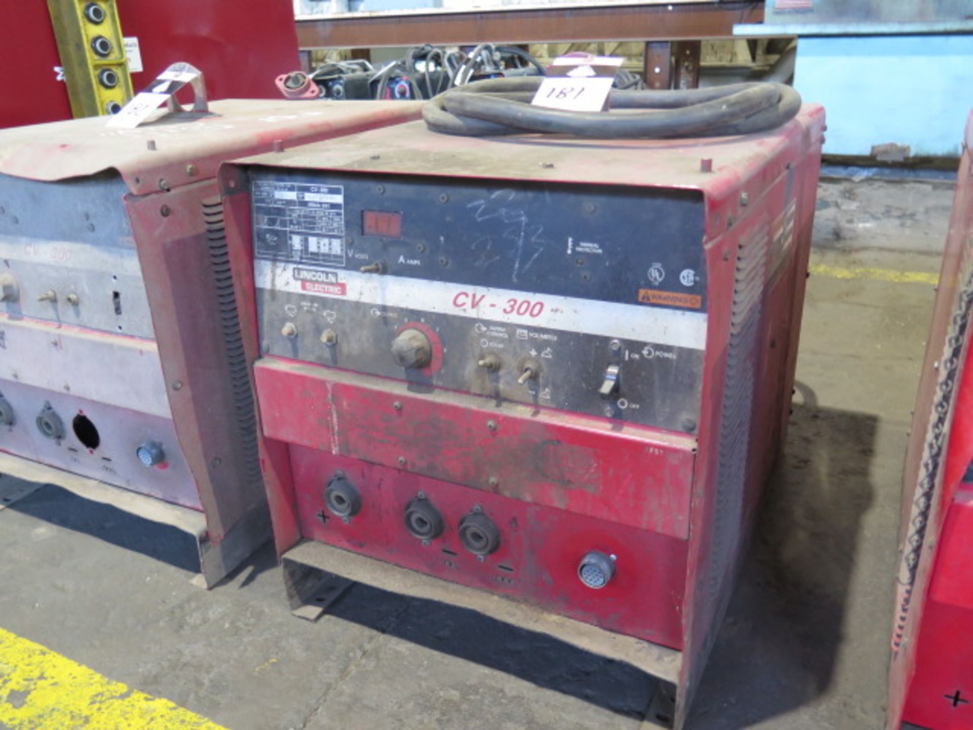 Lincoln CV-305 Arc Welding Power Source (NO CABLES) (SOLD AS-IS - NO WARRANTY)