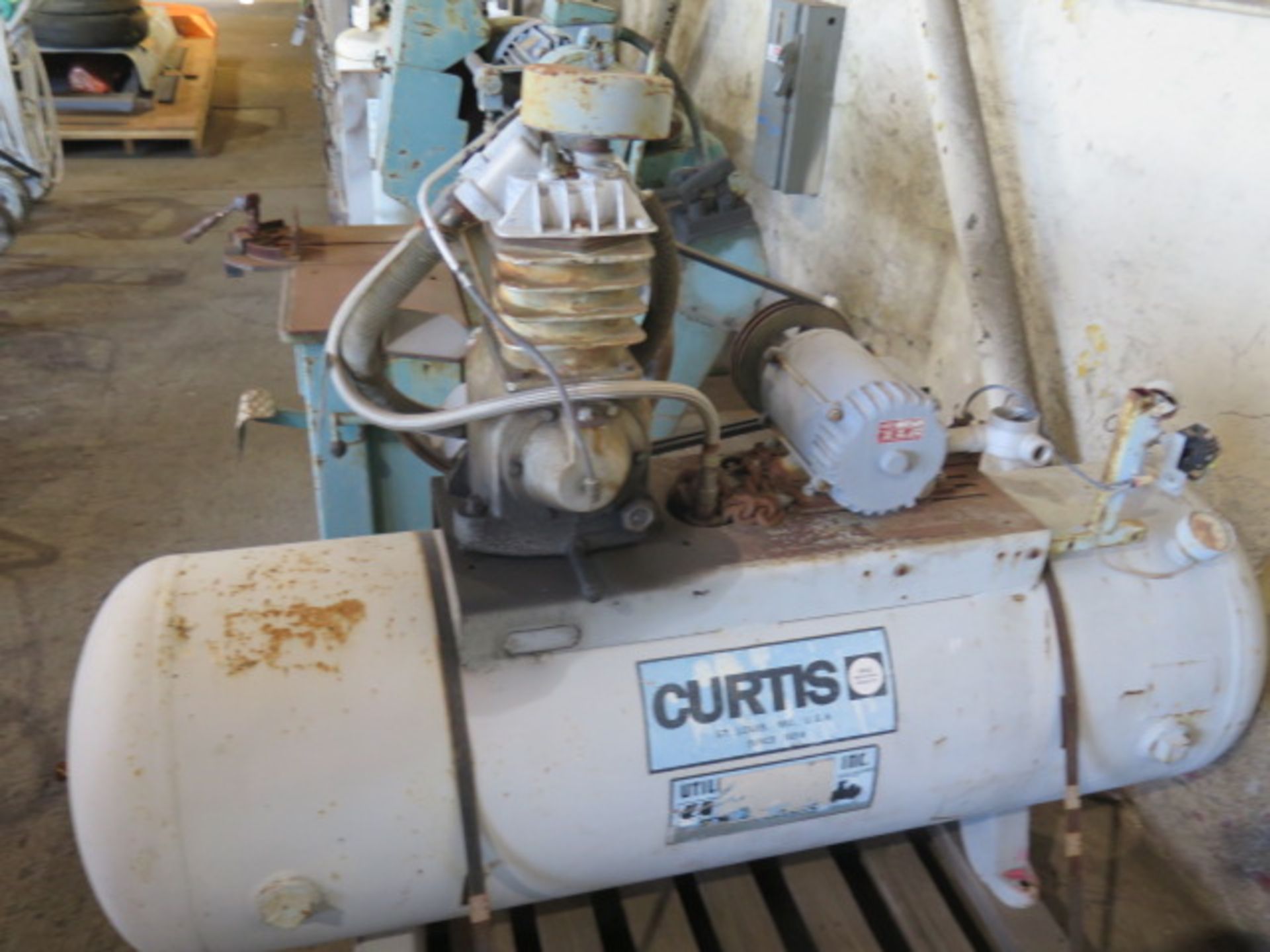 Horizontal Air Compressors (2) (FOR PARTS) (SOLD AS-IS - NO WARRANTY) - Image 3 of 4