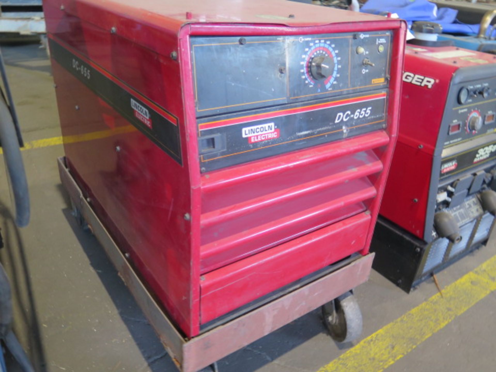 Lincoln DC-655 DC Arc Welding Power Source (NO CABLES) (SOLD AS-IS - NO WARRANTY) - Image 3 of 6