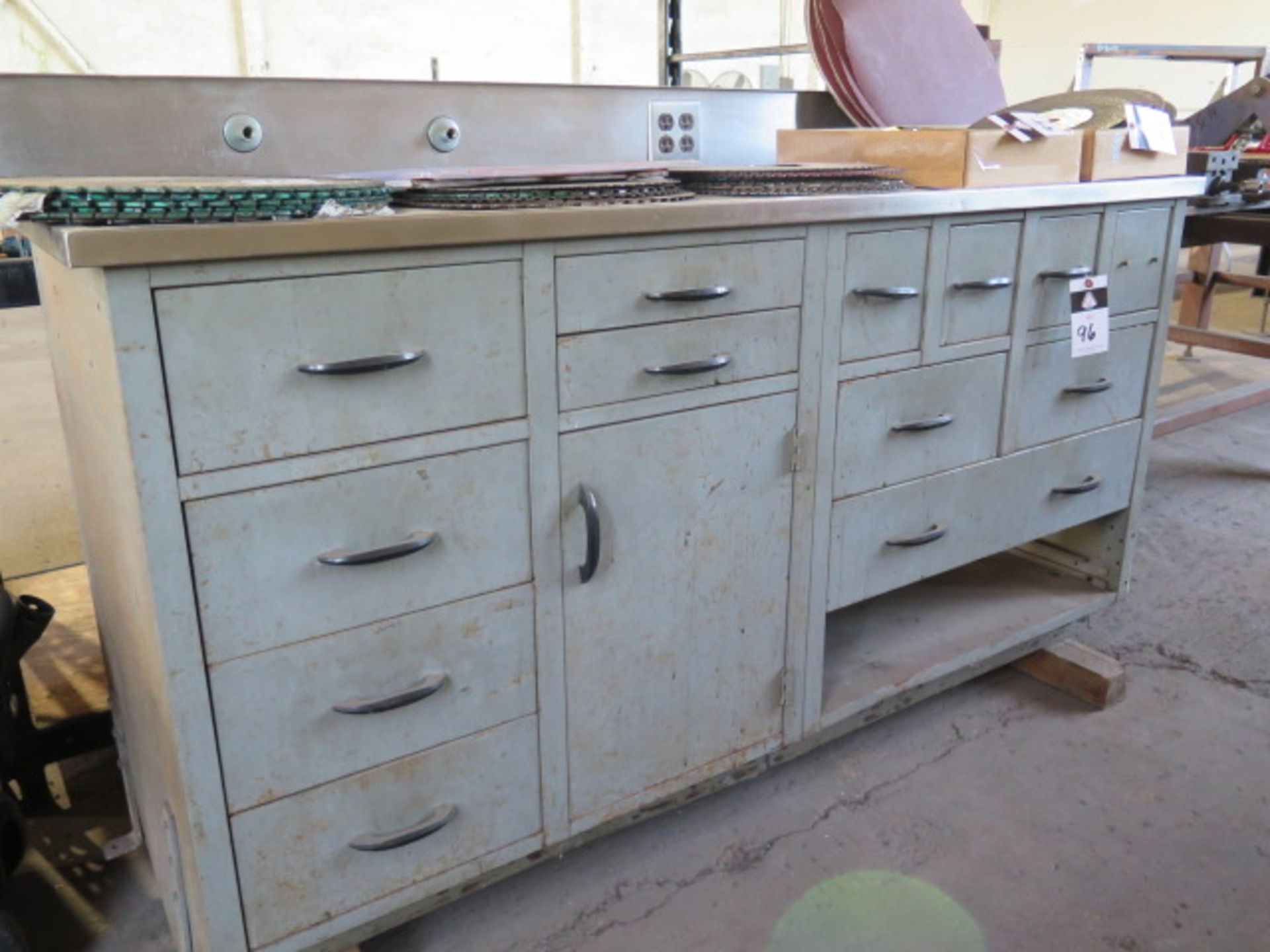 Drawered Work Bench (SOLD AS-IS - NO WARRANTY)