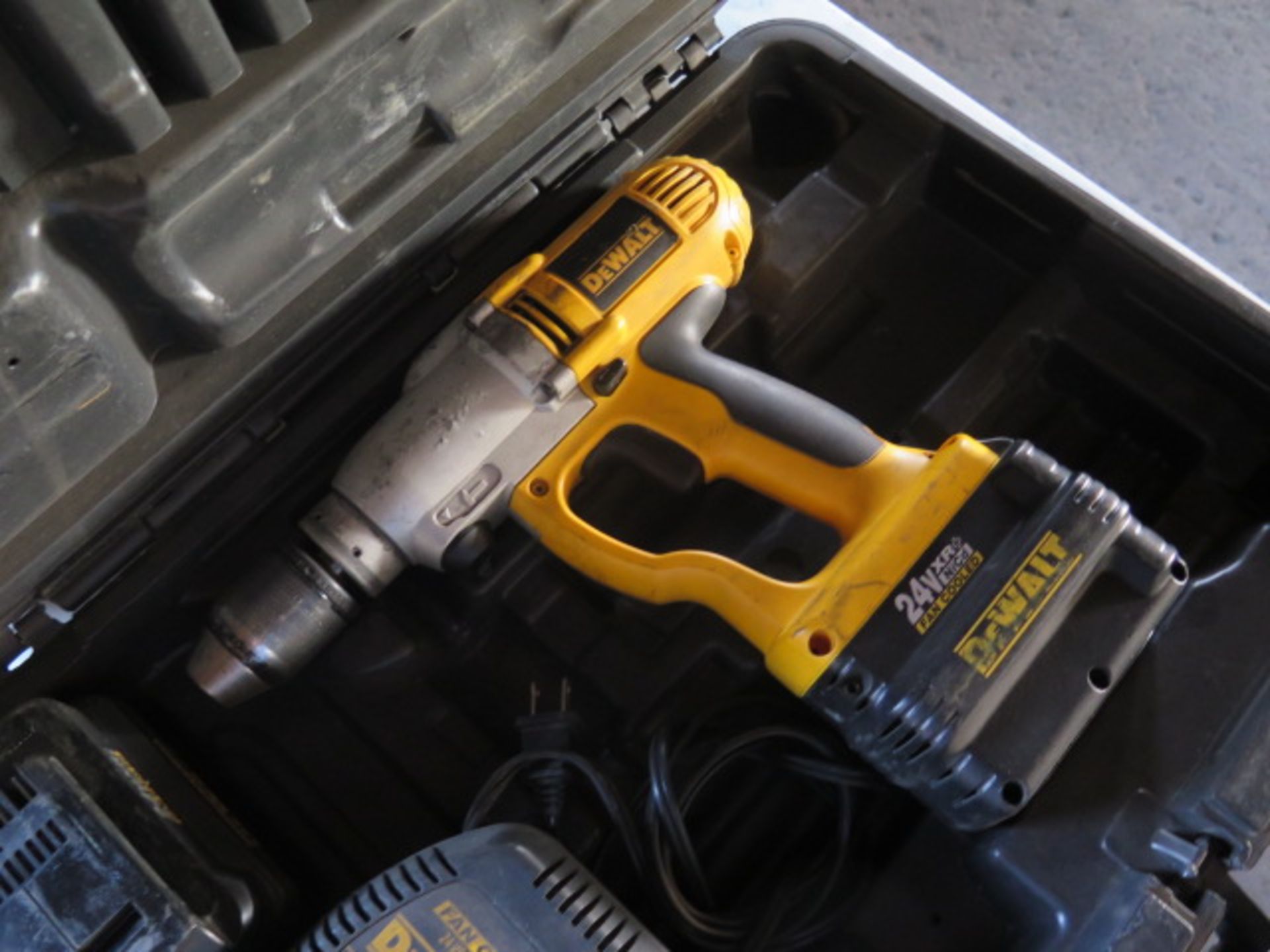 DeWalt 24 Volt Cordless Rotary Hammer (SOLD AS-IS - NO WARRANTY) - Image 3 of 6