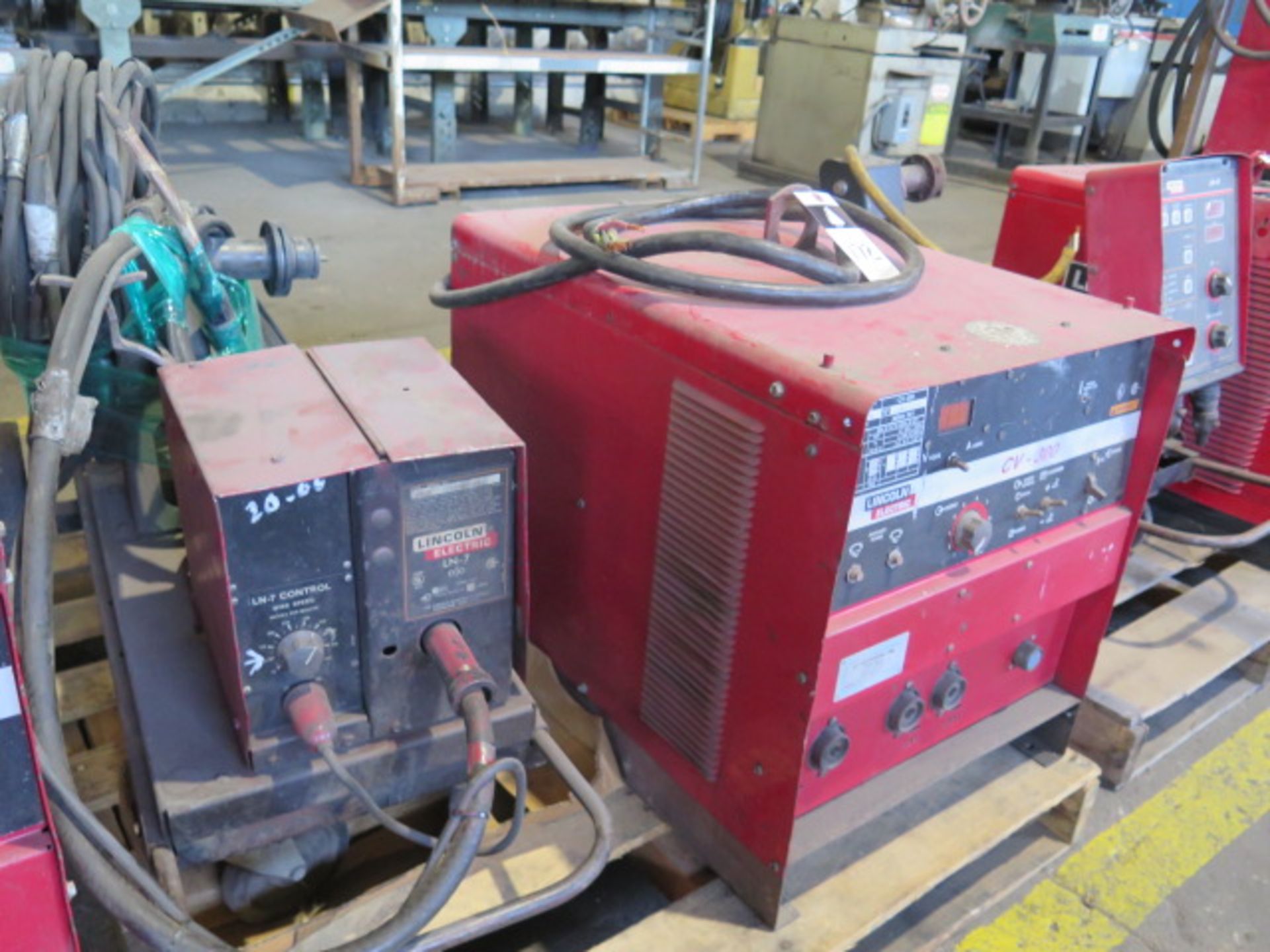 Lincoln CV-305 Arc Welding Power Source w/ Lincoln LN-7 Wire Feeder (NO CABLES) (SOLD AS-IS - NO - Image 3 of 6