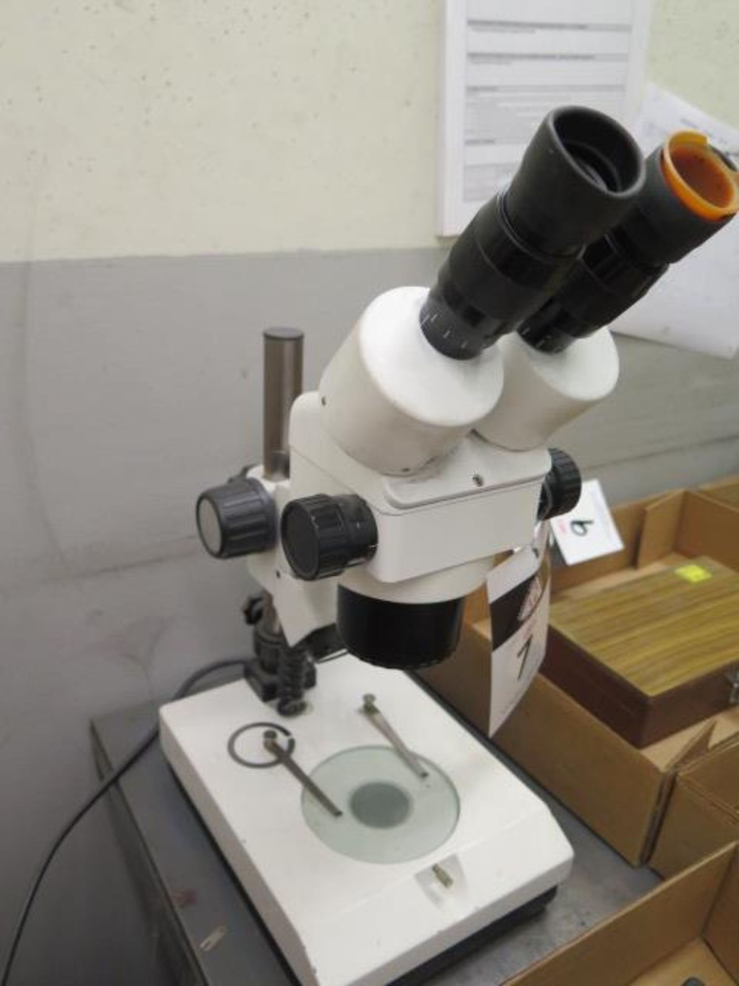 XTS Srtereo Microscope (SOLD AS-IS - NO WARRANTY) - Image 3 of 8