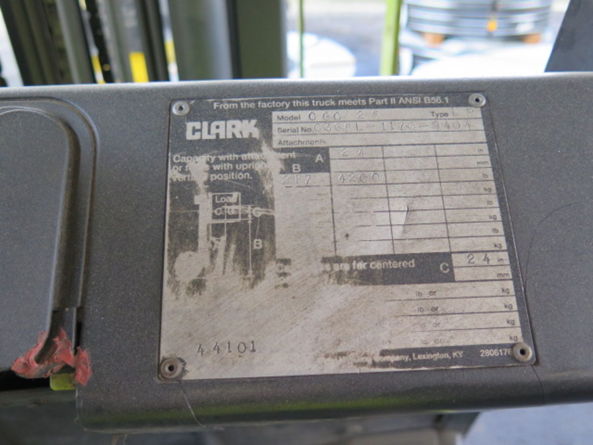 Clark CGC25 4200 Lb LPG Forklift s/n C365L-1170-9404 w/ 3-Stage Mast, 217” Lift Height, SOLD AS IS - Image 15 of 16