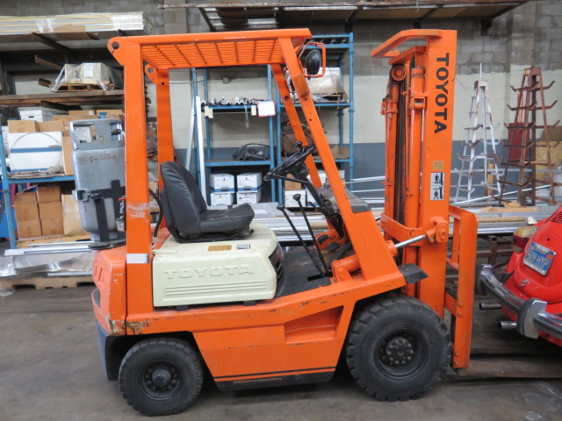 Toyota 4GL14 2500 Lb Cap LPG Forklift w/ 2-Stage Mast, 118” Lift Height, Solid Yard Tires SOLD AS IS
