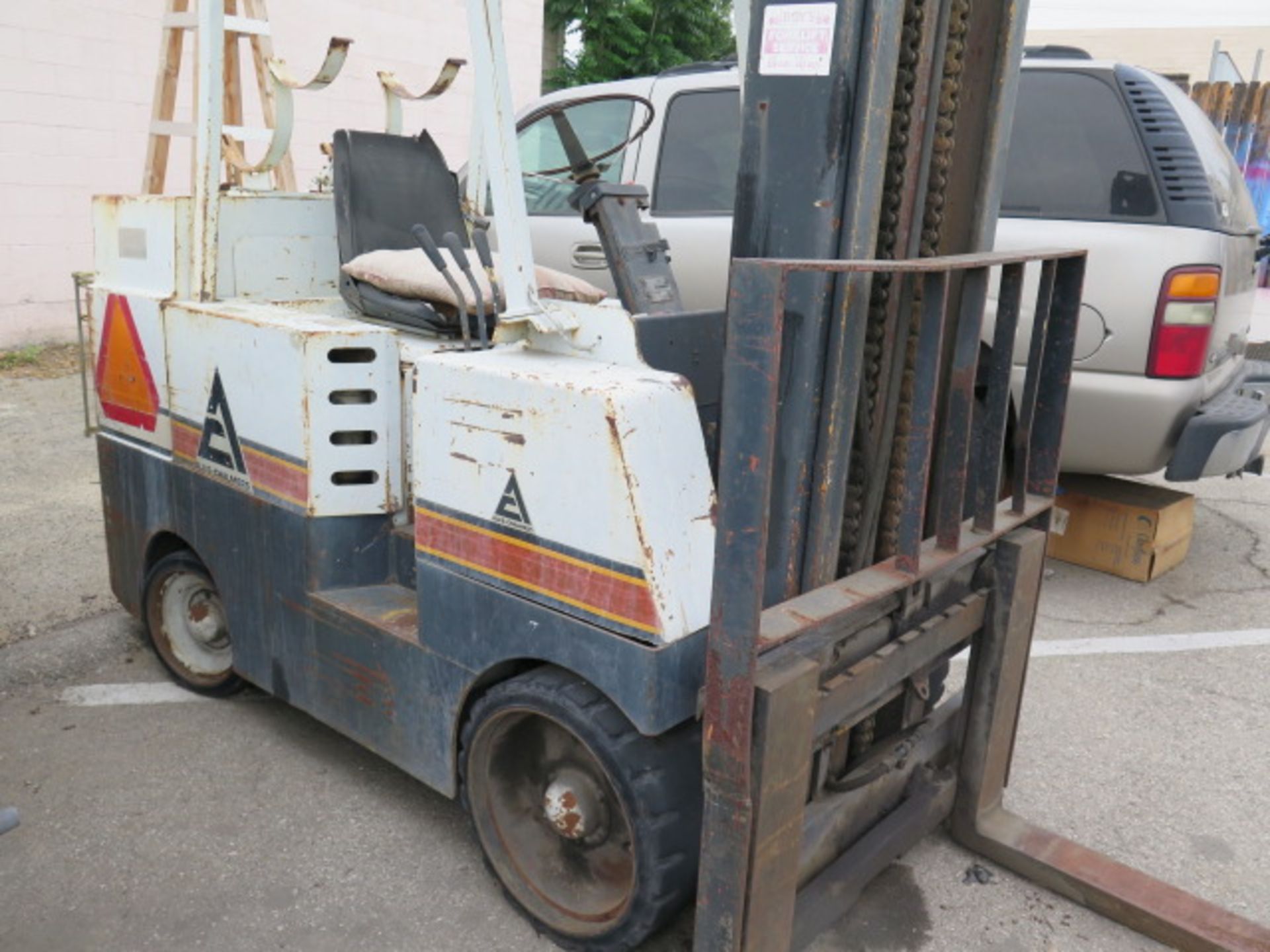 Allis Chalmers ACC70L 6100 Lb Cap LPG Forklift s/n ACL507599 w/ 2-Stage, 168” Lift Height,SOLD AS IS - Image 3 of 11