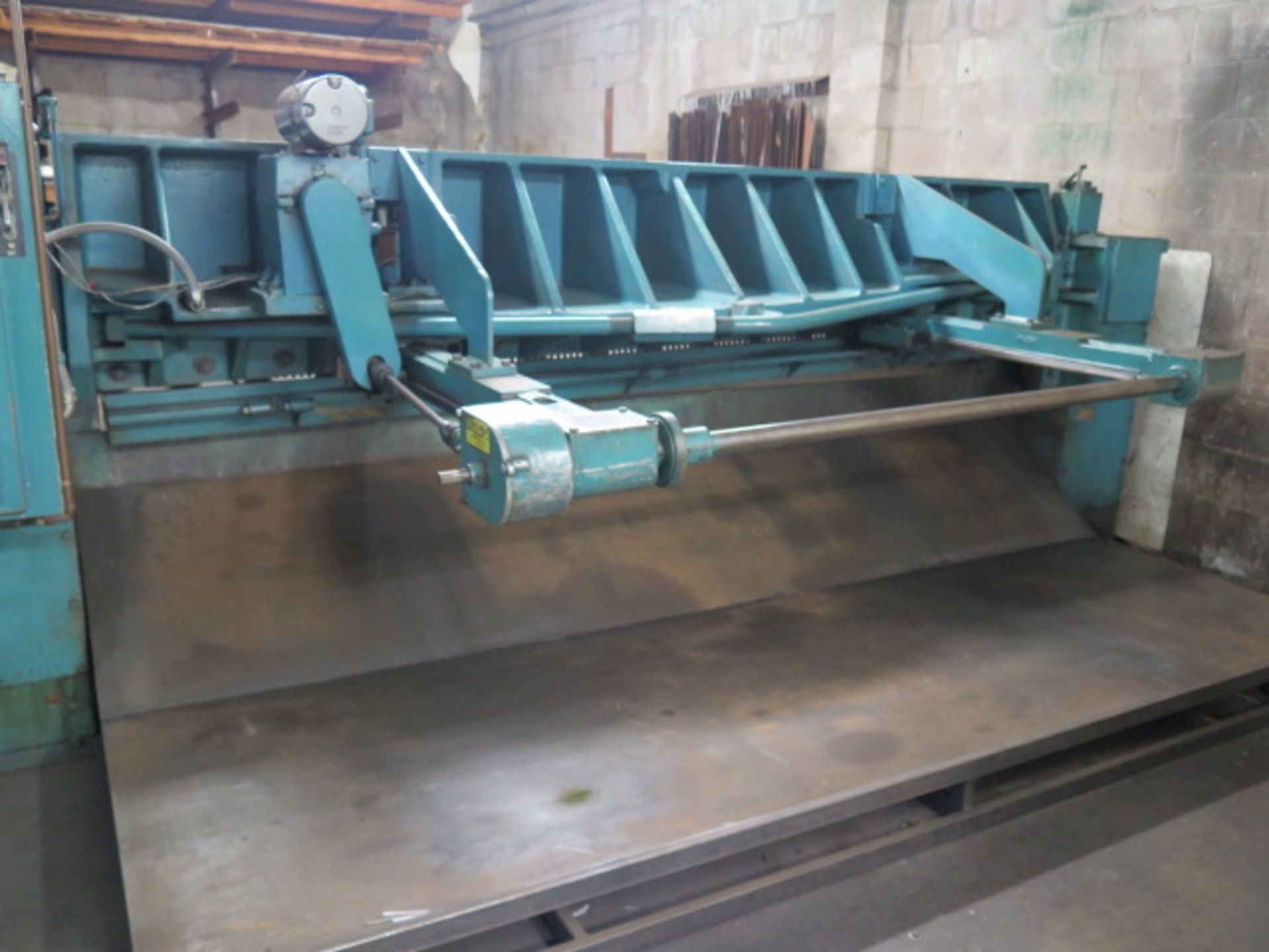 Wysong mdl. 1025 ¼” x 122” Power Shear w/ Wysong Controls and Back Gauging, 128” Sq Arm, SOLD AS IS - Image 5 of 10