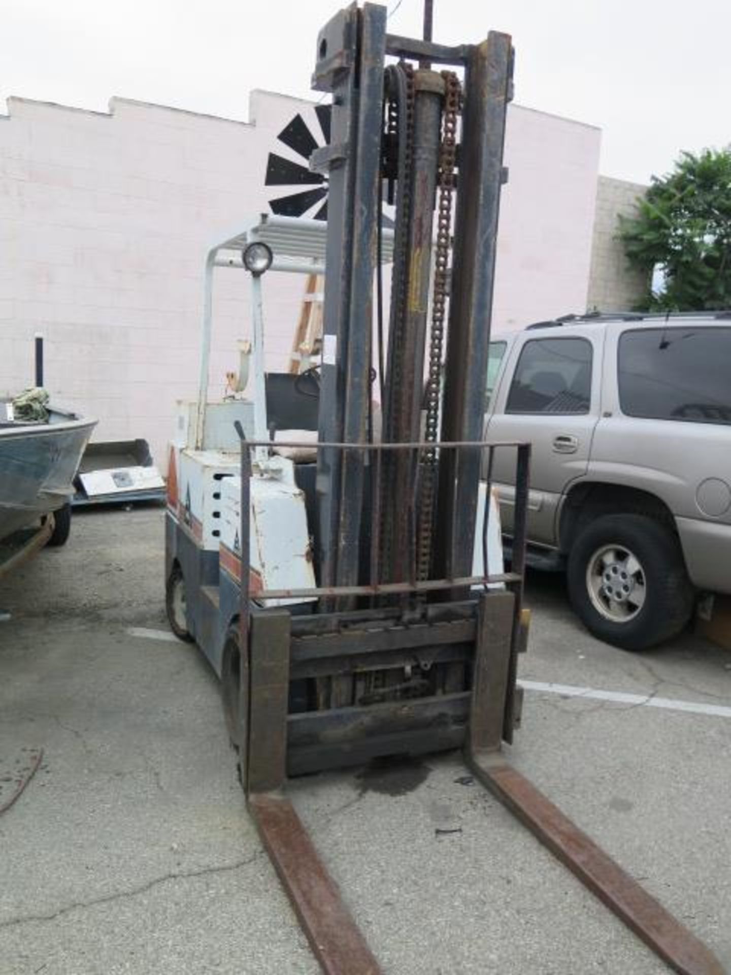Allis Chalmers ACC70L 6100 Lb Cap LPG Forklift s/n ACL507599 w/ 2-Stage, 168” Lift Height,SOLD AS IS - Image 2 of 11