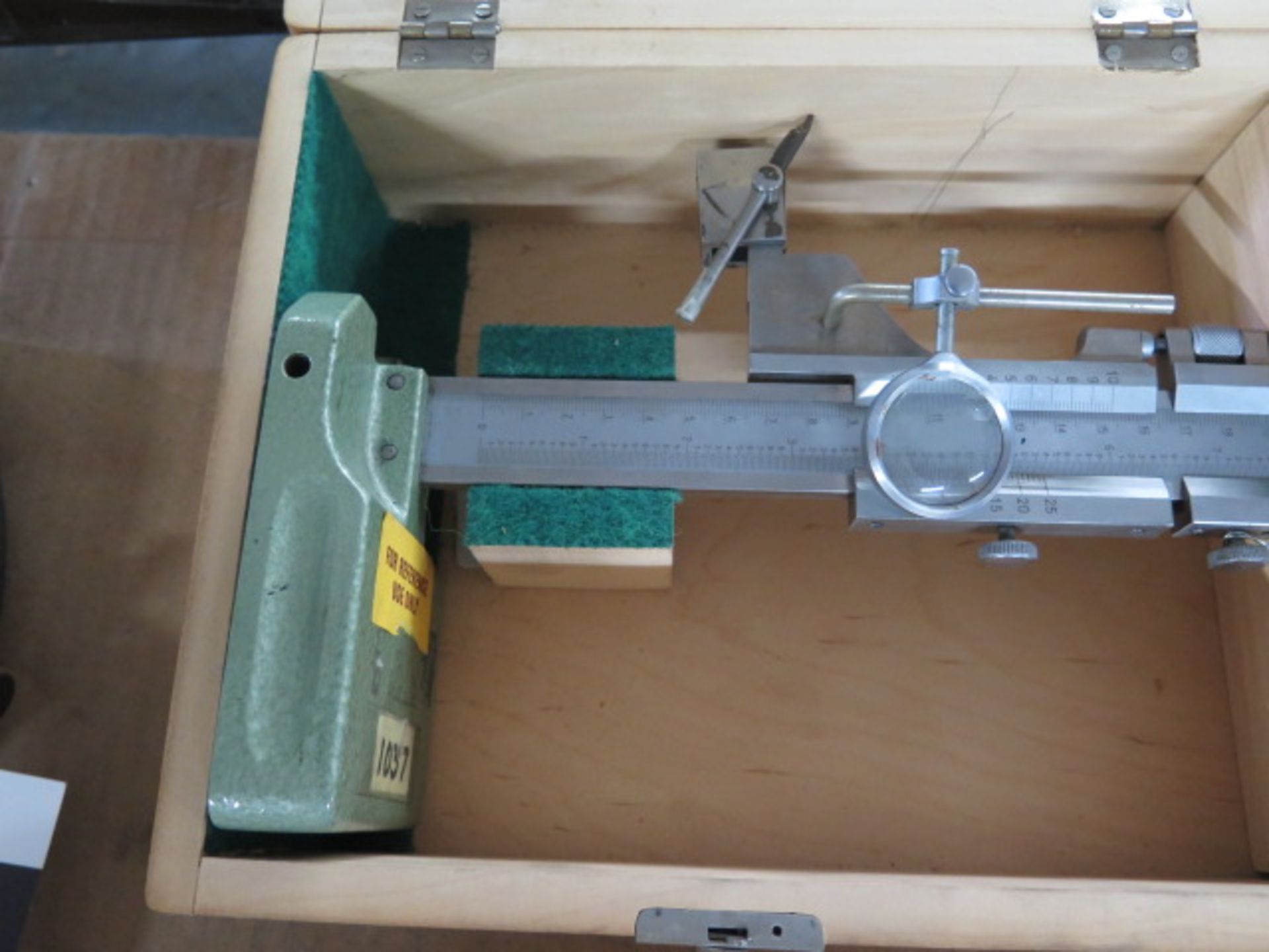 Import 12" Vernier Height Gage (SOLD AS-IS - NO WARRANTY) - Image 2 of 3