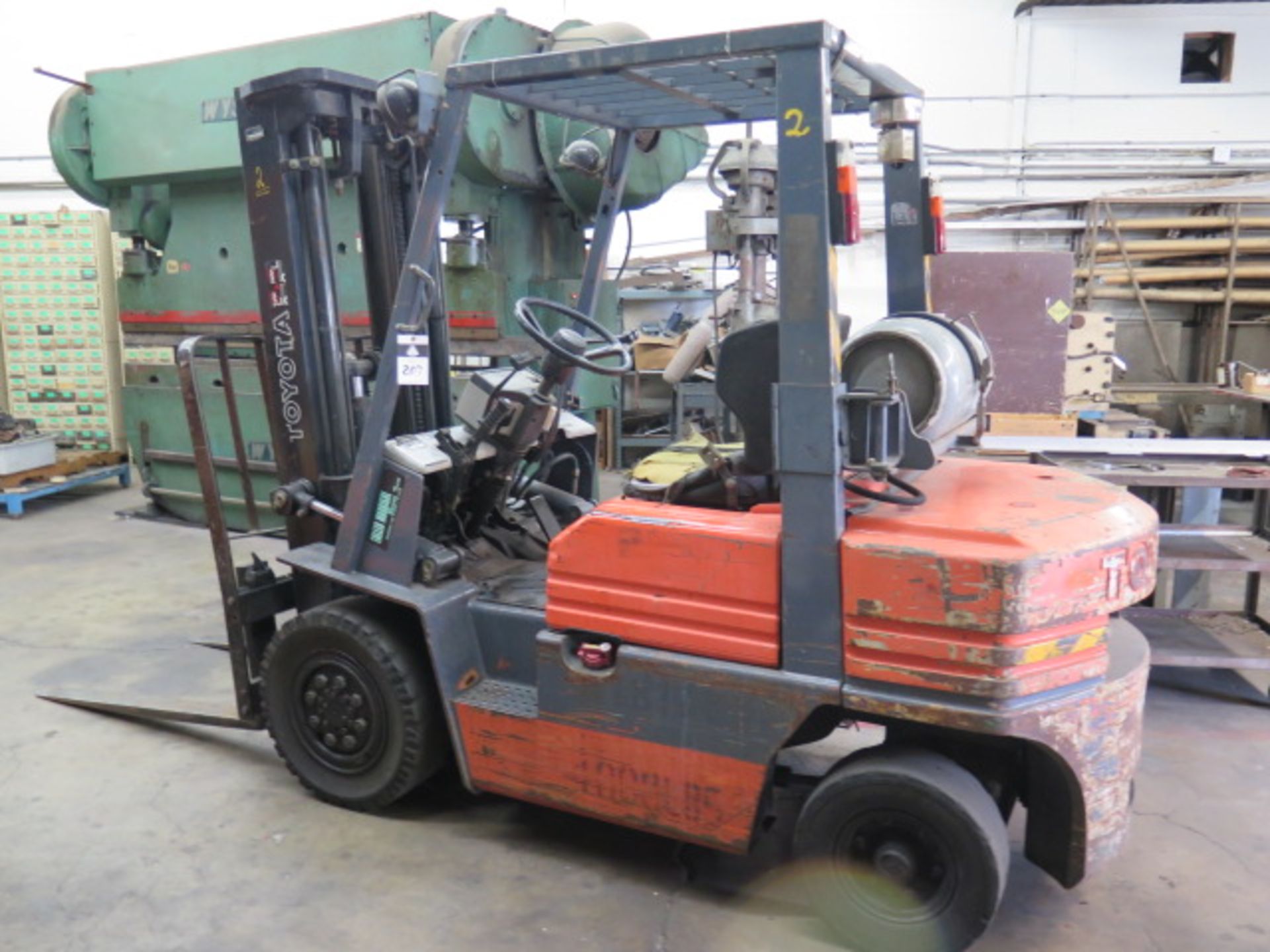 Toyota 42-5FGC25 4000 Lb LPG Forklift s/n 79062 w/ 3-Stage, 185" Lift Height, Solid Tires,SOLD AS IS