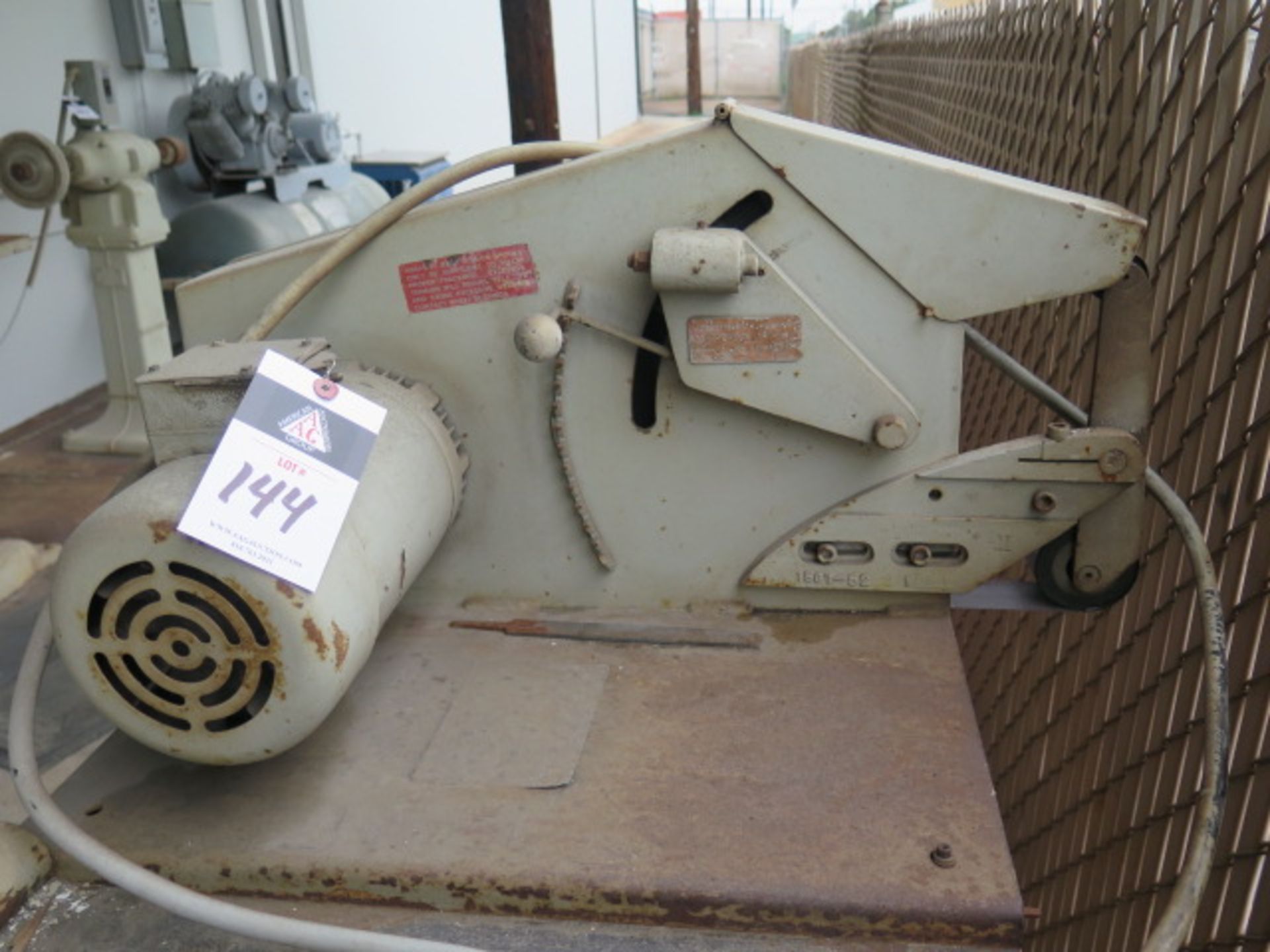 2” Belt Sander (SOLD AS-IS - NO WARRANTY) - Image 2 of 5