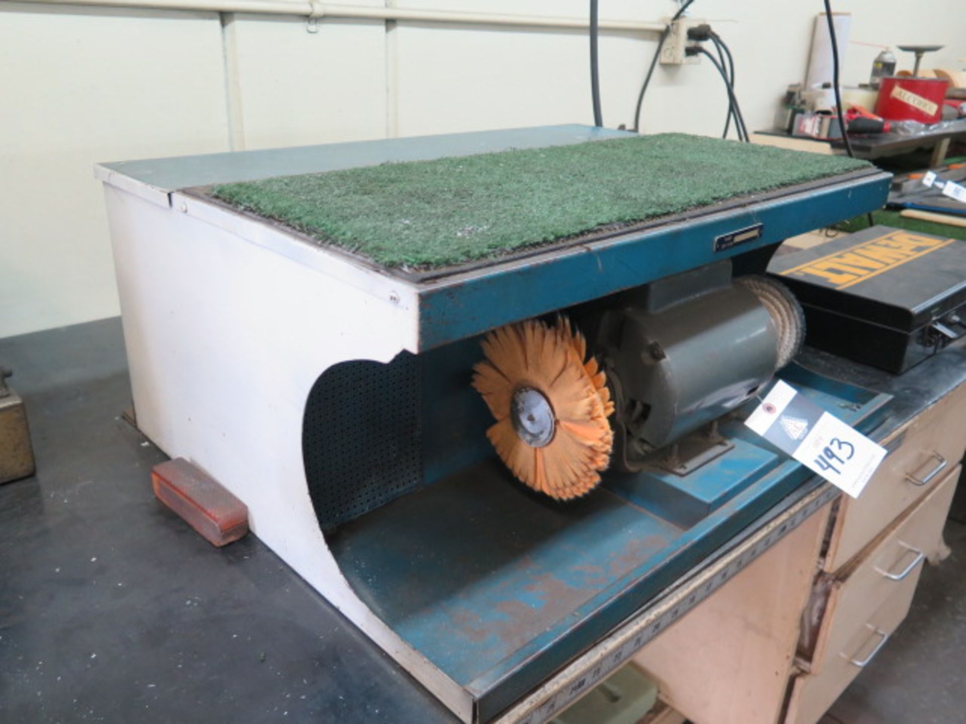 Bench Buffer w/ Dust Enclosure (SOLD AS-IS - NO WARRANTY) - Image 2 of 5