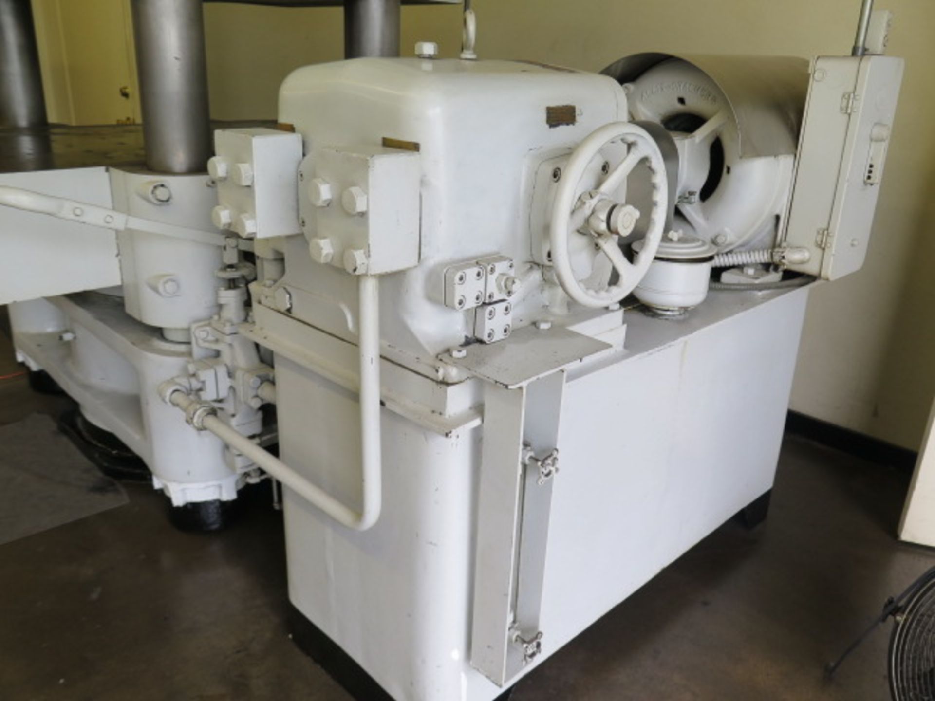 Williams-White 600 Ton Hydraulic 4-Post Press s/n C-1663 w/ 42” x 60” Platens SOLD AS-IS - Image 10 of 12