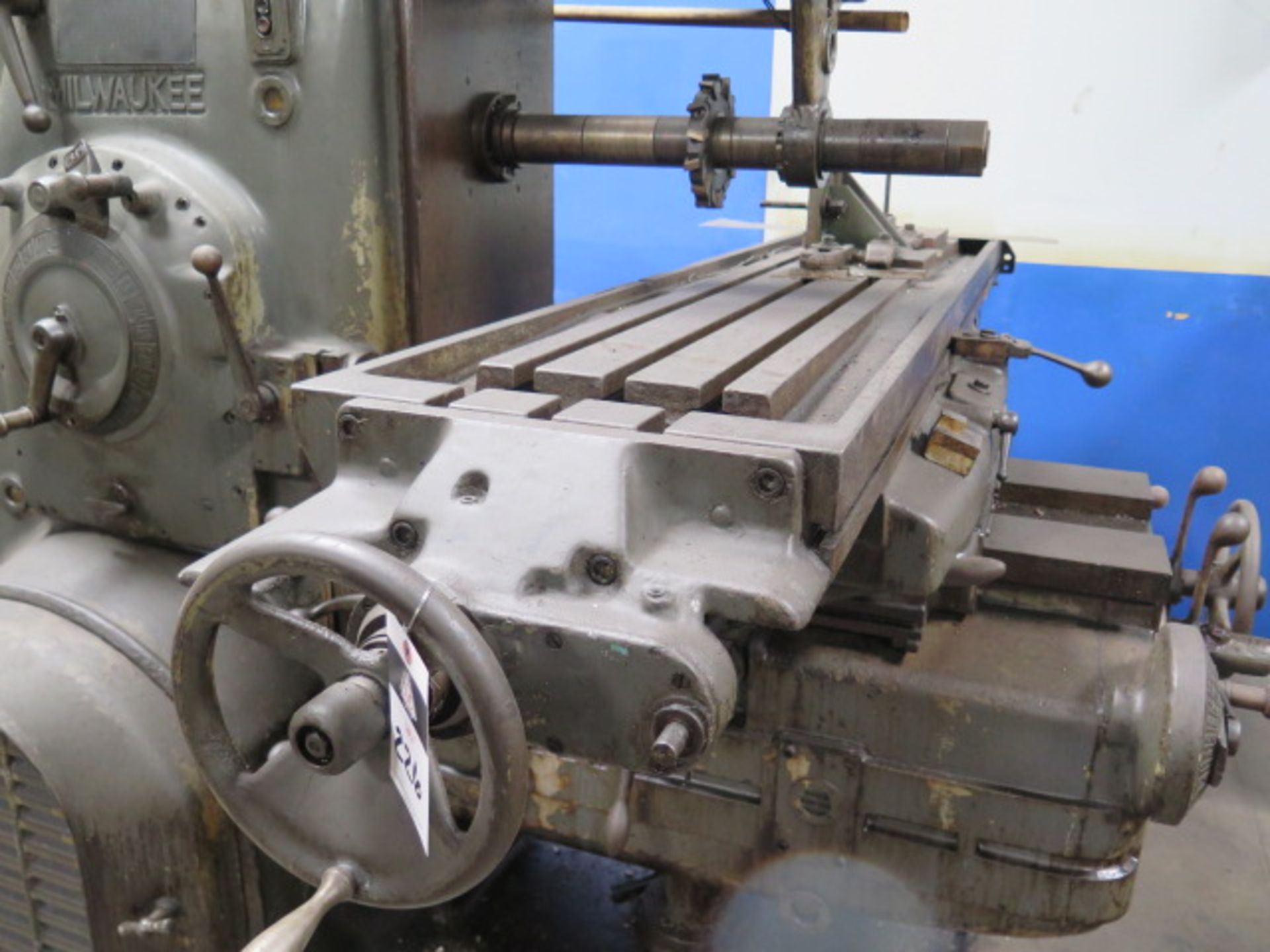 Kearney Trecker / Milwaukee K Horiz Mill s/n 1553602 w/ 13-1074 RPM, 50-Taper Spindle, SOLD AS IS - Image 5 of 11