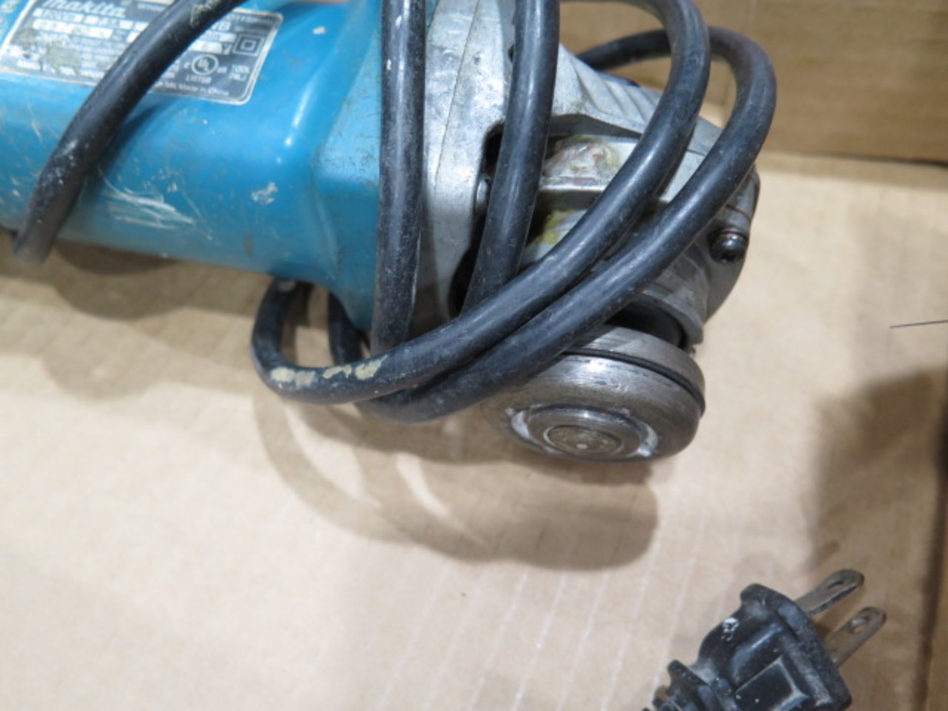 Makita Angle Grinder (SOLD AS-IS - NO WARRANTY) - Image 3 of 4