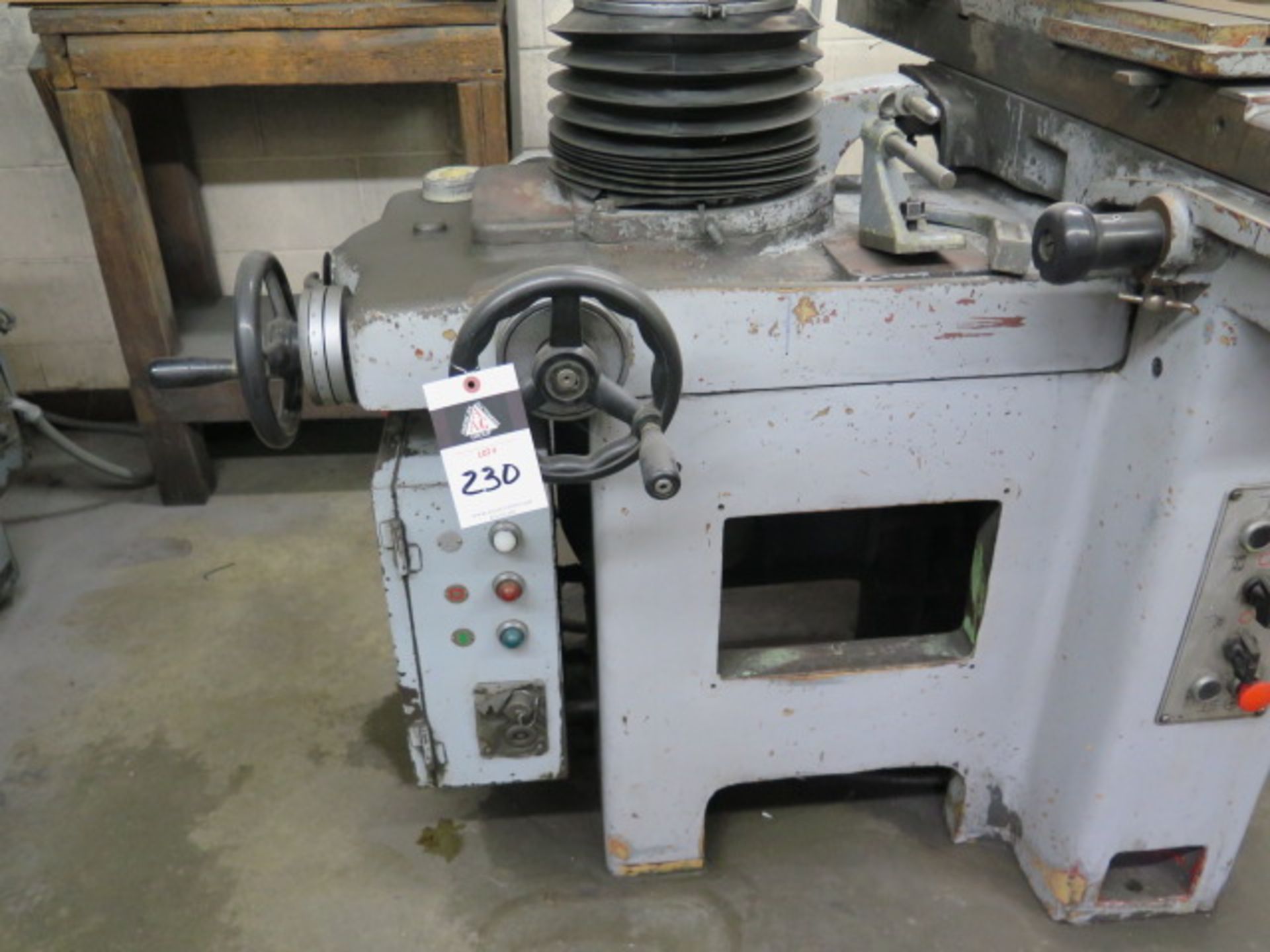 Jack Mill J-40 Tool and Cutter Grinder s/n J-10871 w/ Motorized Work Head, Centers, 5C SOLD AS IS - Image 7 of 10